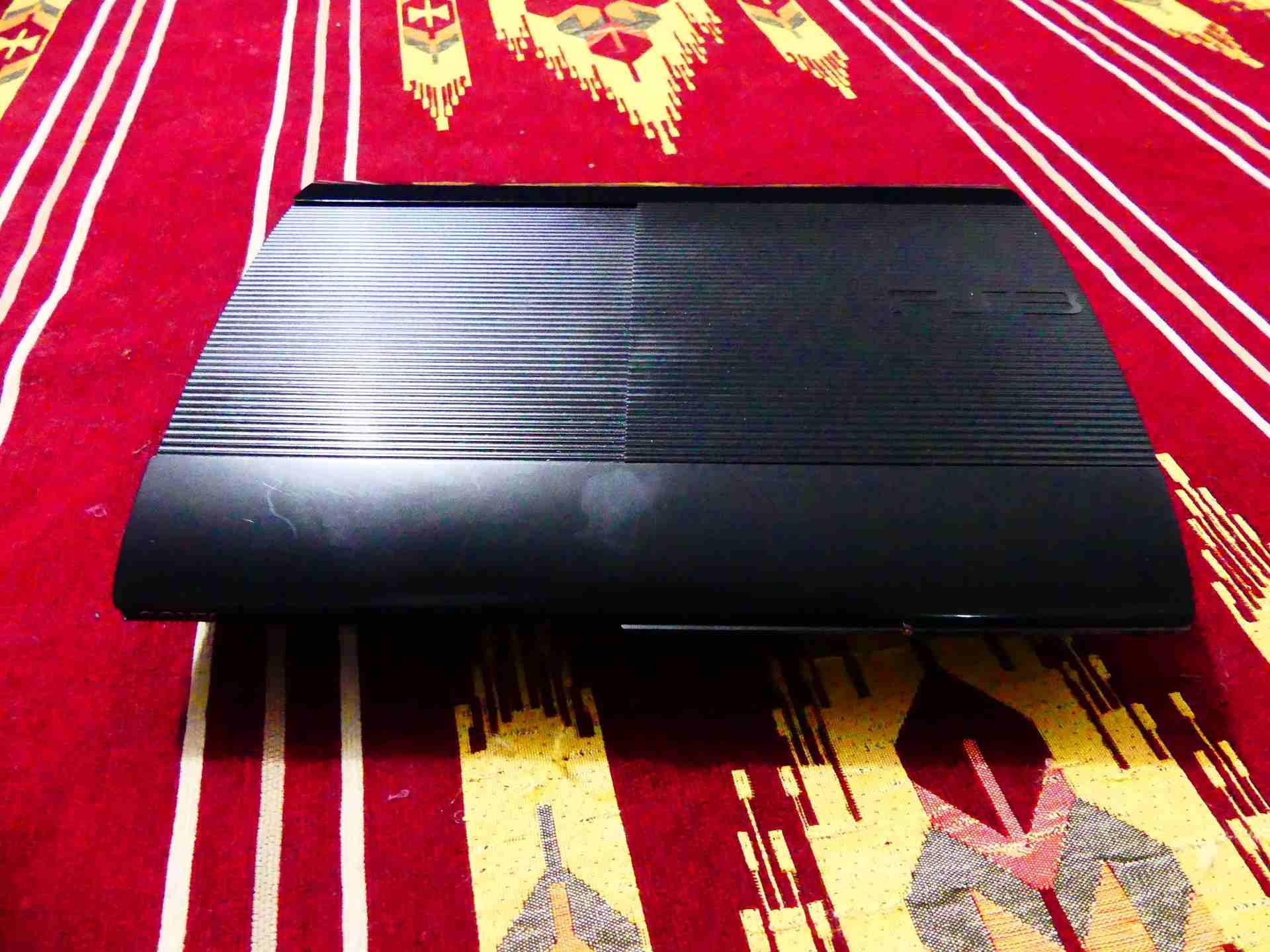 ... ps3 بحاااال الوكالة..
لا تنسَ أنك شاهدت هذا الإعلان في عنكبوت
بلاستيشن 3... سوبر سليم... بحال...