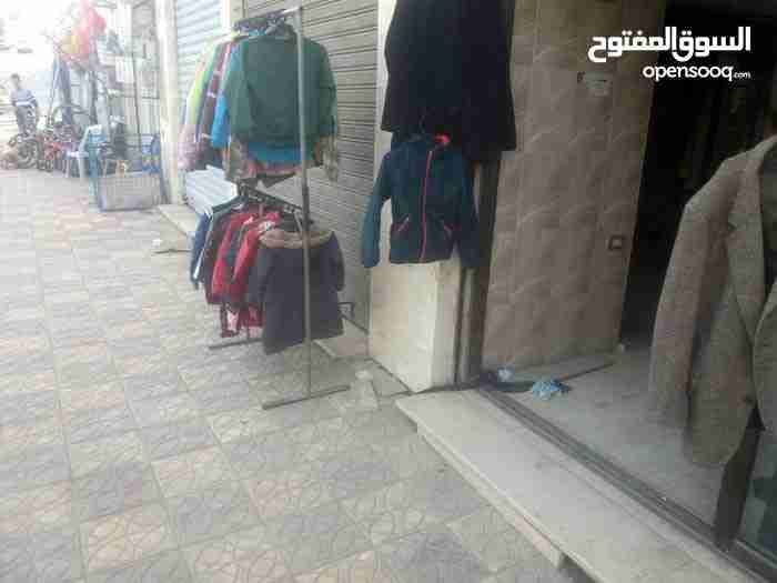 طبربور
لا تنسَ أنك شاهدت هذا الإعلان في عنكبوت
محلين ملابس أوروبية للبيع مع البضاعة لعدم التف...