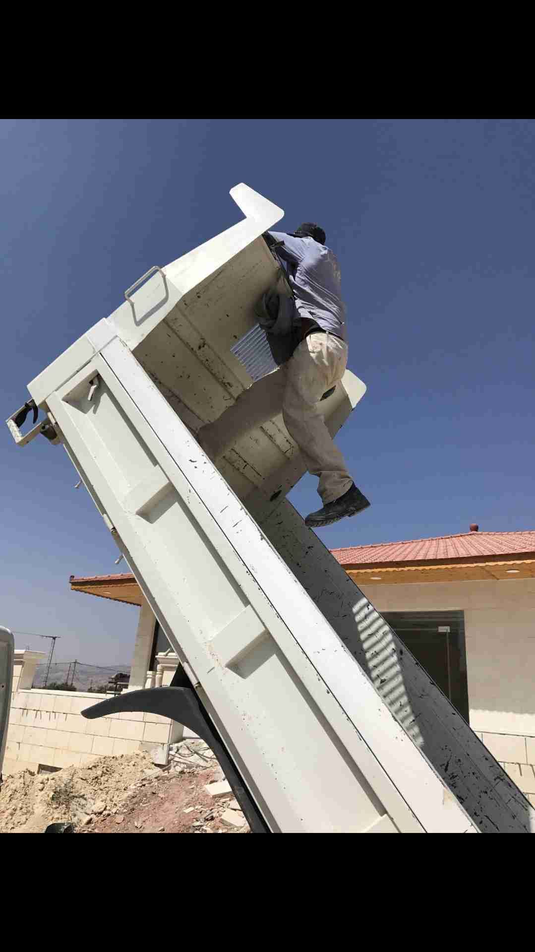 قلاب مترين لنقل جميع انواع مواد البناء
لا تنسَ أنك شاهدت هذا الإعلان في عنكبوت
نقل حصمة صويلح...