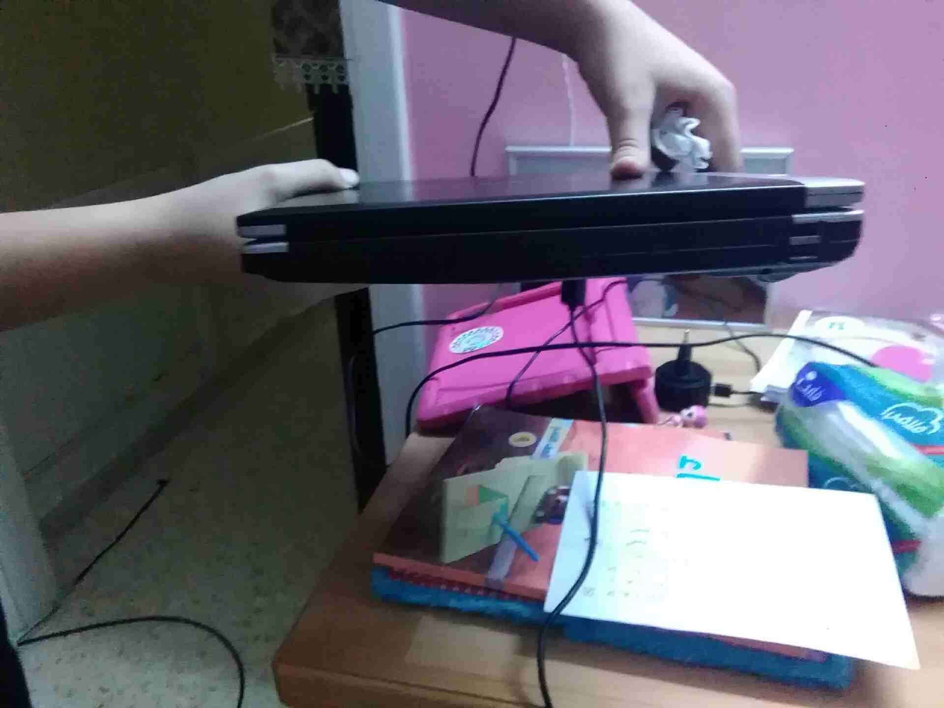 للبدل ع تبفون
لا تنسَ أنك شاهدت هذا الإعلان في عنكبوت
لاب توب Fujitsu اخو الوكاله معه شنطه و شاحن...