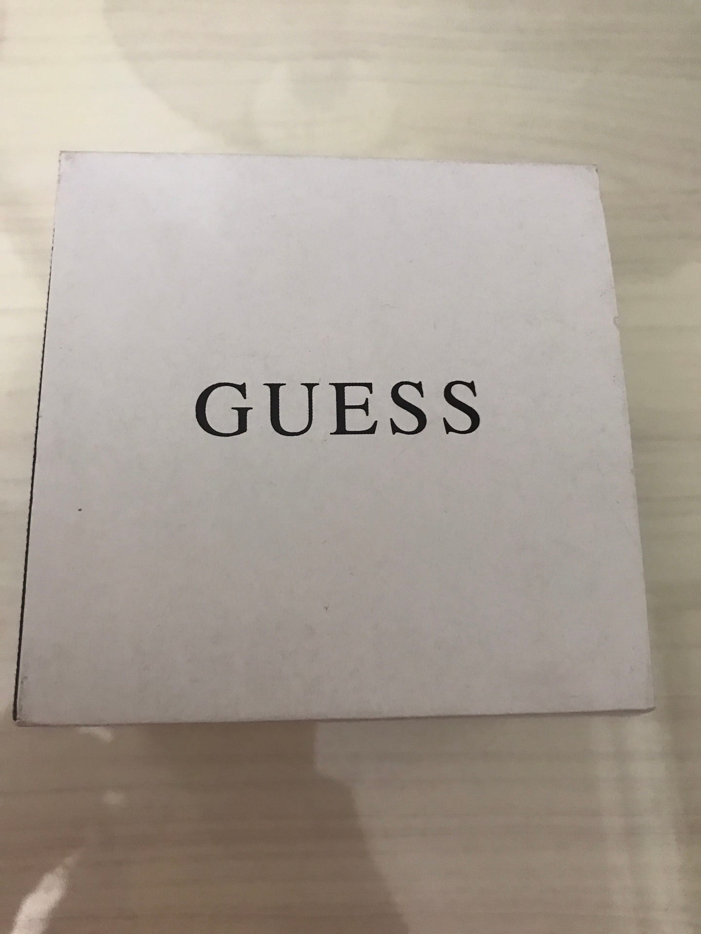 ساعة ستاتي أصلية Guess authentic watch
لا تنسَ أنك شاهدت هذا الإعلان في عنكبوت
ساعة Guess لو...