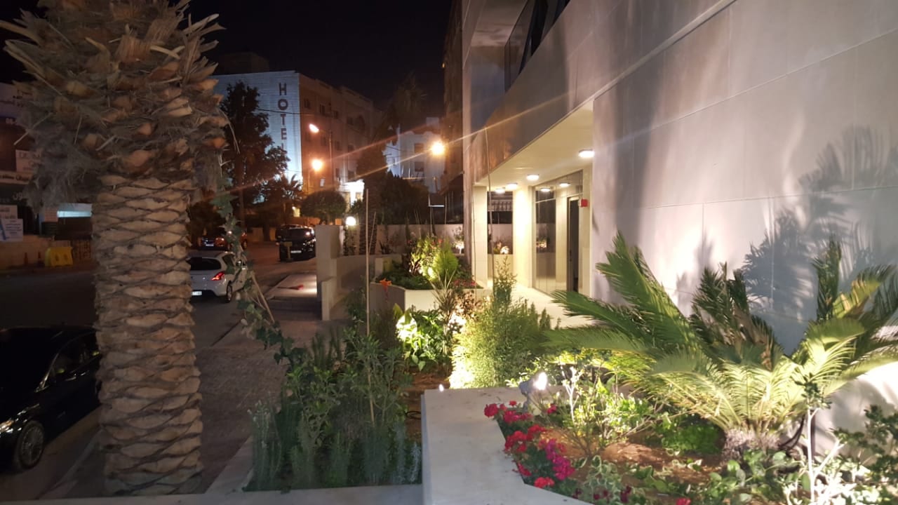 عيادات طبية جديدة للايجار من المالك
لا تنسَ أنك شاهدت هذا الإعلان في عنكبوت
عيادات طبية جديدة...