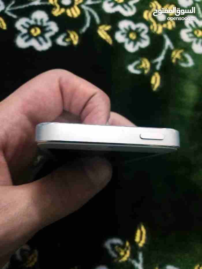 ايفن فايف اس امريكي 32جيجا
لا تنسَ أنك شاهدت هذا الإعلان في عنكبوت
بحاله الوكاله مع شاحن الاصلي...