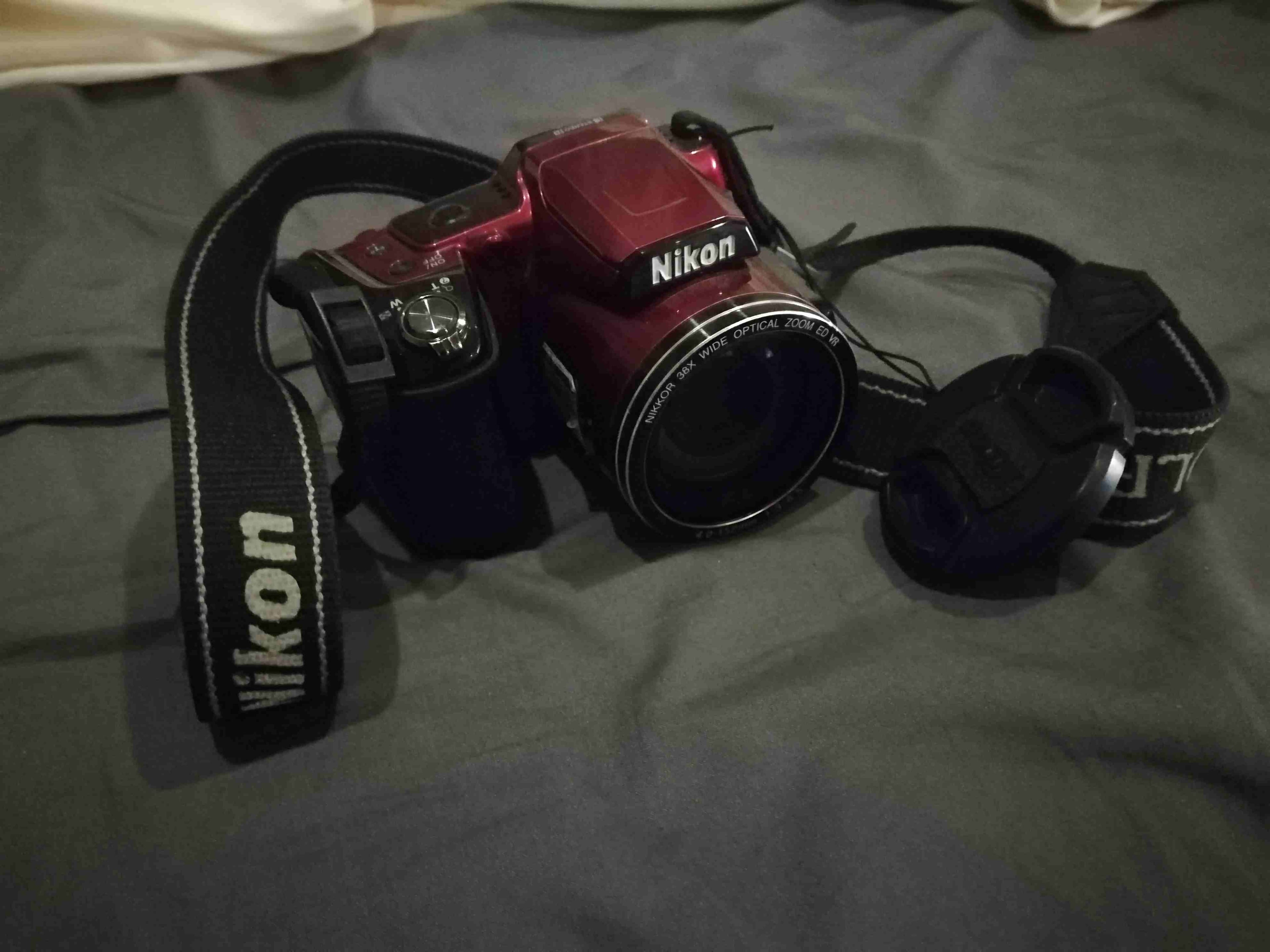 Nikon L840 نيكون للأيجار اليومي والأسبوعي
لا تنسَ أنك شاهدت هذا الإعلان في عنكبوت
كامبرا نيكون L8...