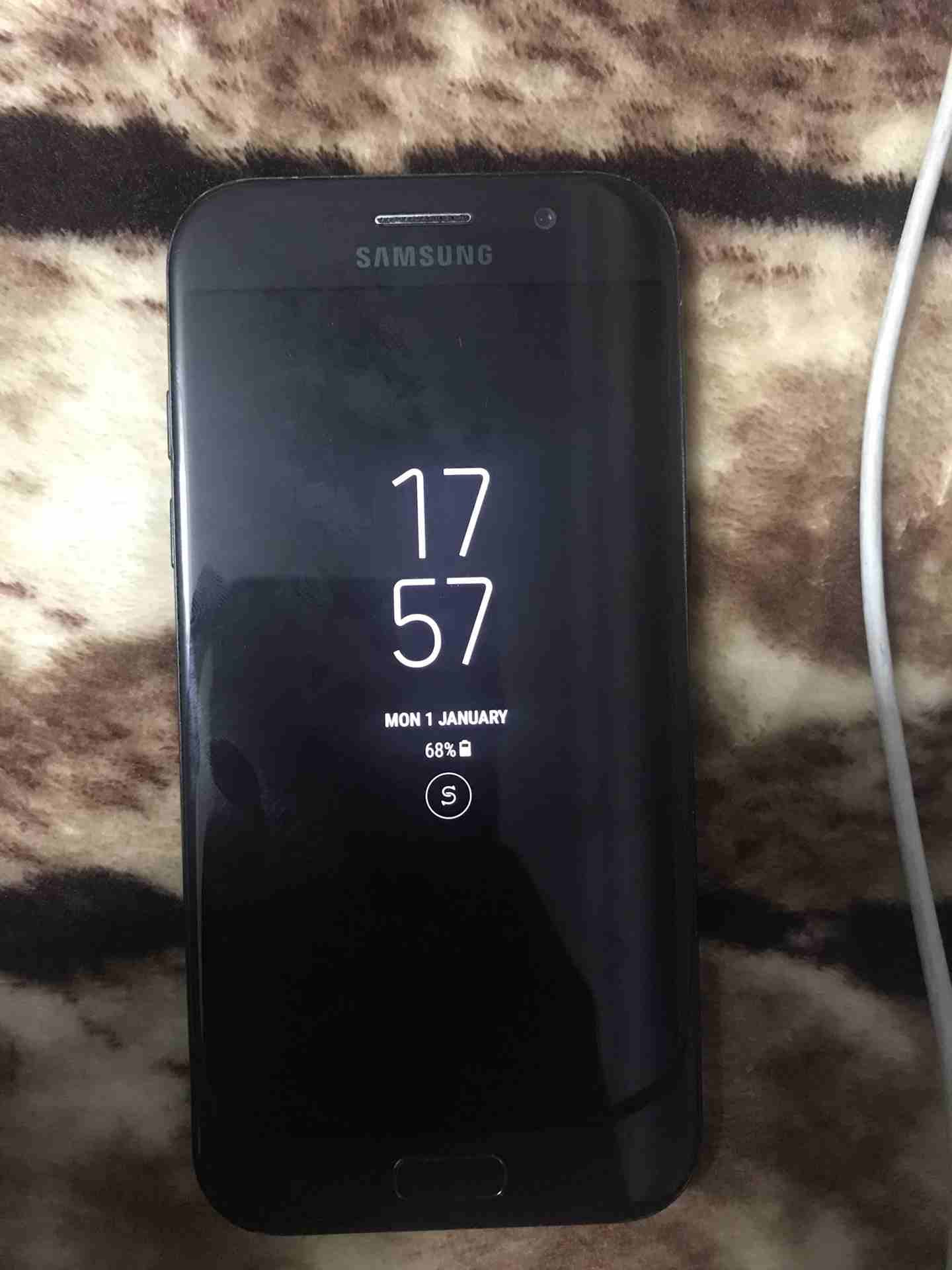 Samsung galaxy A5 2017 للبيع وكالة
لا تنسَ أنك شاهدت هذا الإعلان في عنكبوت
وكالة كثير نظيف معاه ك...