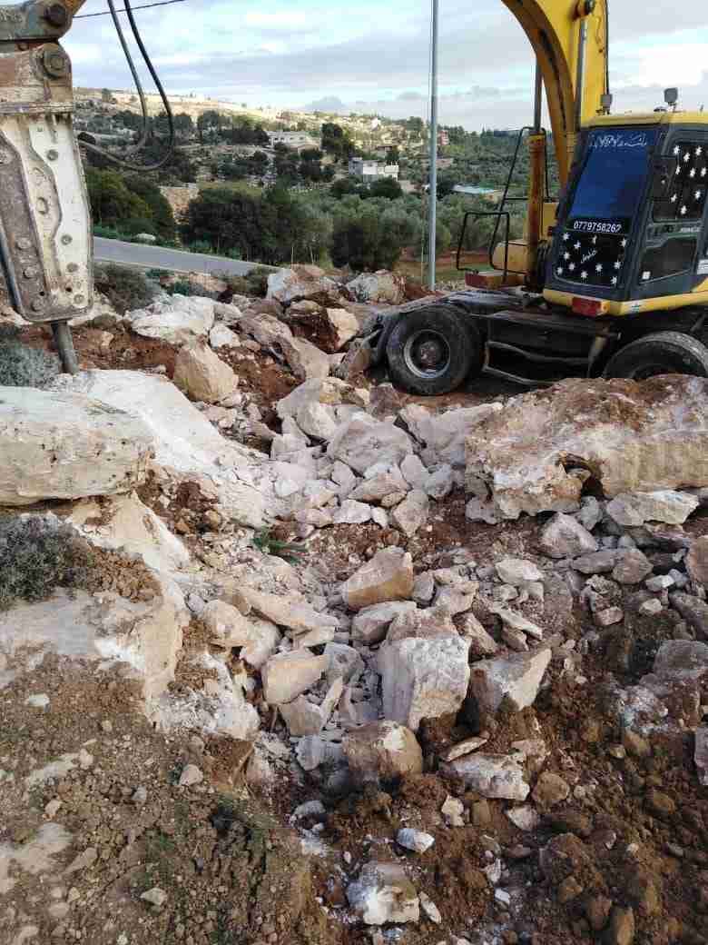 حجاره للبيع وقلاع حجر للبيع سلاسل حجرية
لا تنسَ أنك شاهدت هذا الإعلان في عنكبوت
يتوفر لدينا ق...
