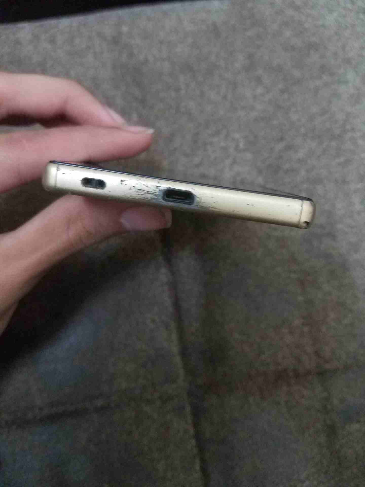 للبيع او للبدل sony z5
لا تنسَ أنك شاهدت هذا الإعلان في عنكبوت
الجهاز نظيف معاه الكرتونة و شاحن م...