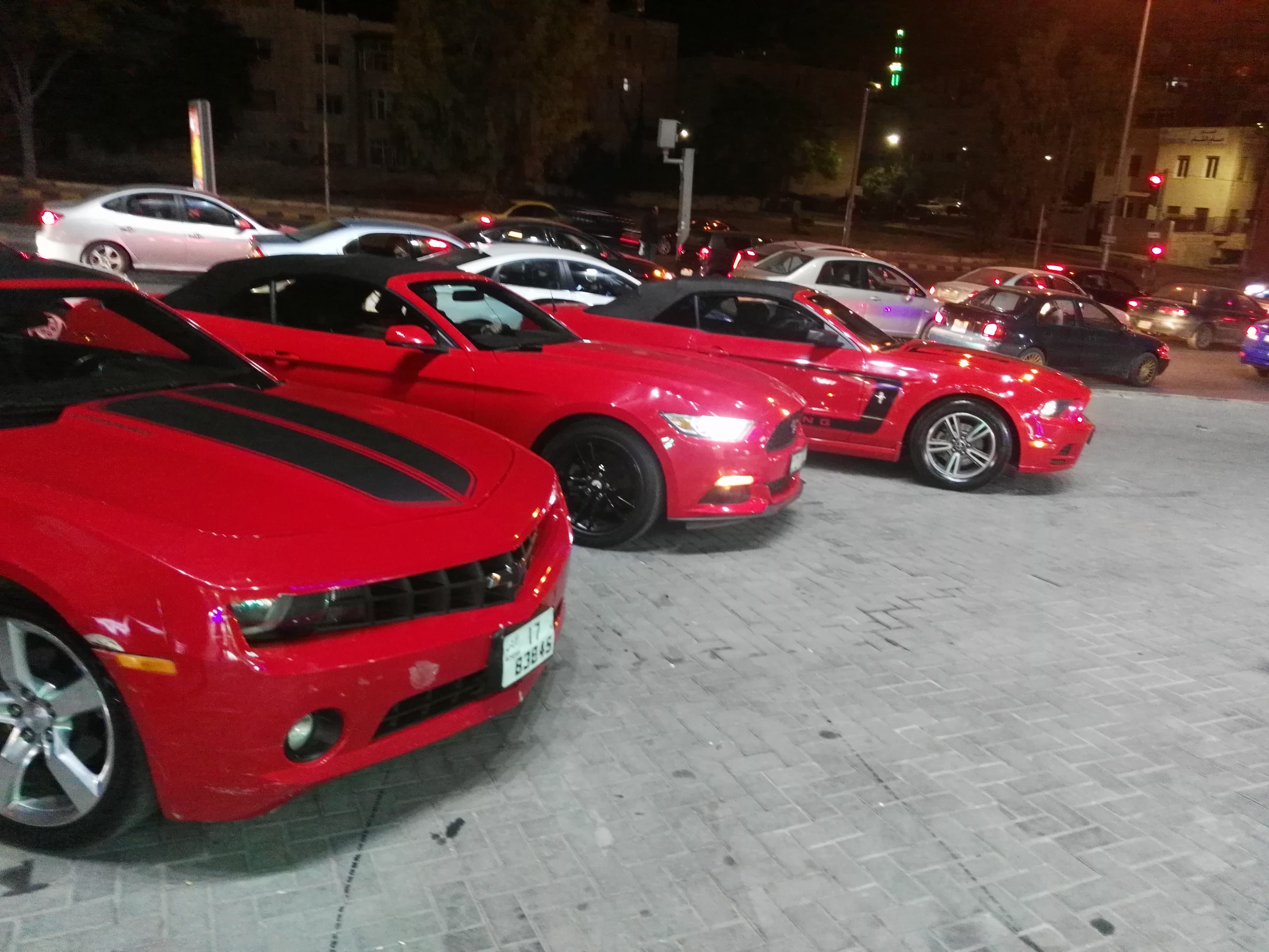 كمارو للايجار اعراس وتخريج لون اسود وابيض واحمر لجميع المحافظات إيجار ايام
لا تنسَ أنك شاهدت هذا الإعلان في عنكبوت...