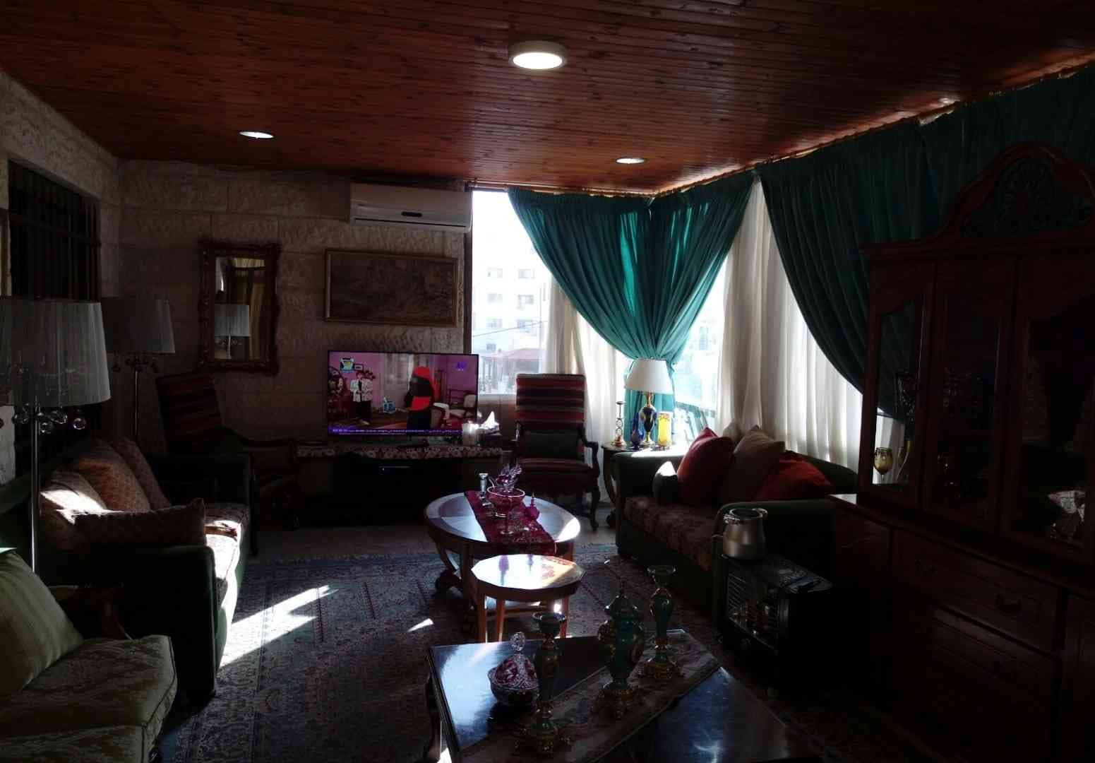 شقة ارضية 3 نوم للبيع في ام السماق
لا تنسَ أنك شاهدت هذا الإعلان في عنكبوت
طابق ارضي مساحة 19...