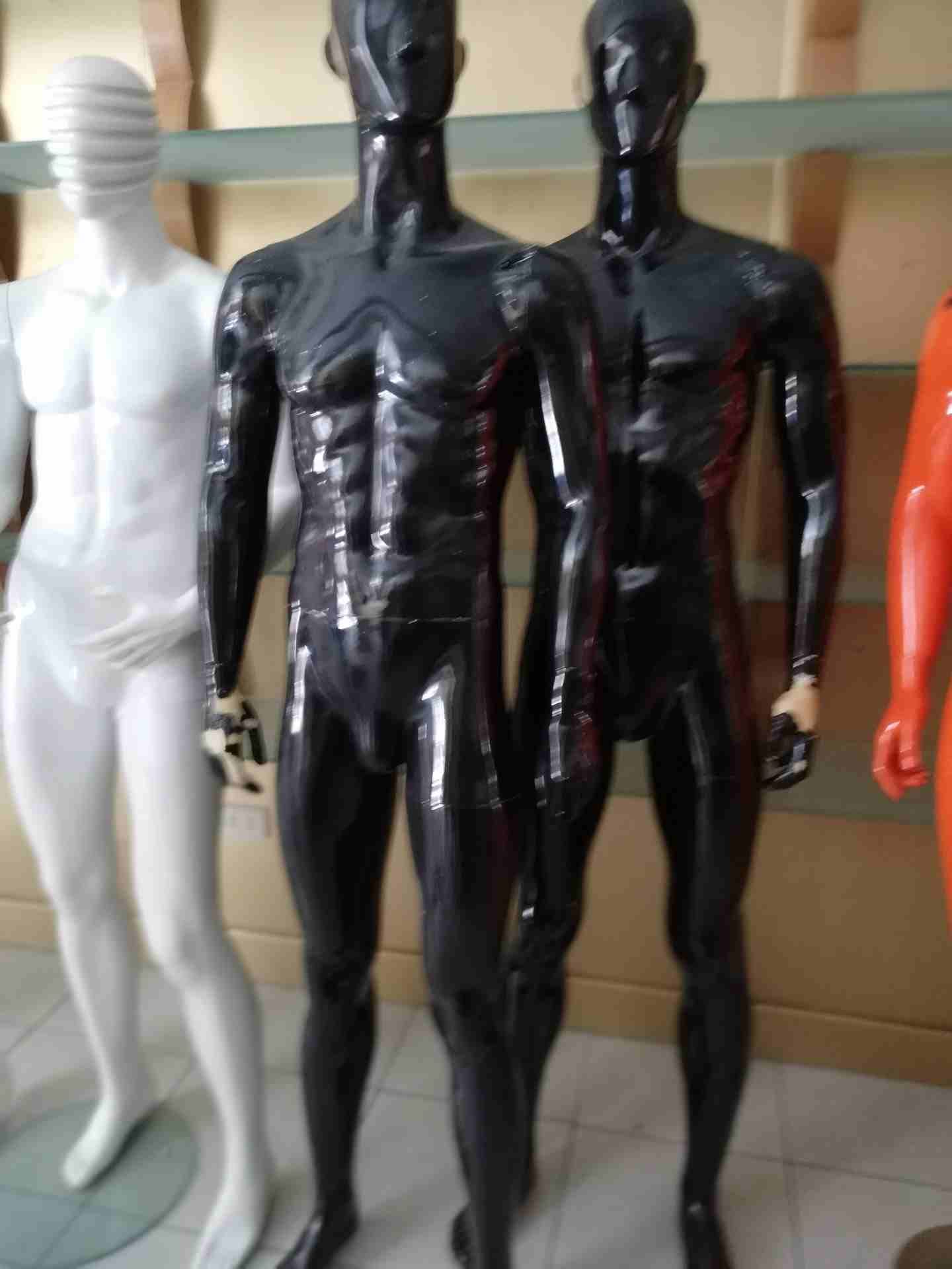 ديكور محل ملابس
لا تنسَ أنك شاهدت هذا الإعلان في عنكبوت
ملكانات مكتب ستاندات كاونترات مكت...