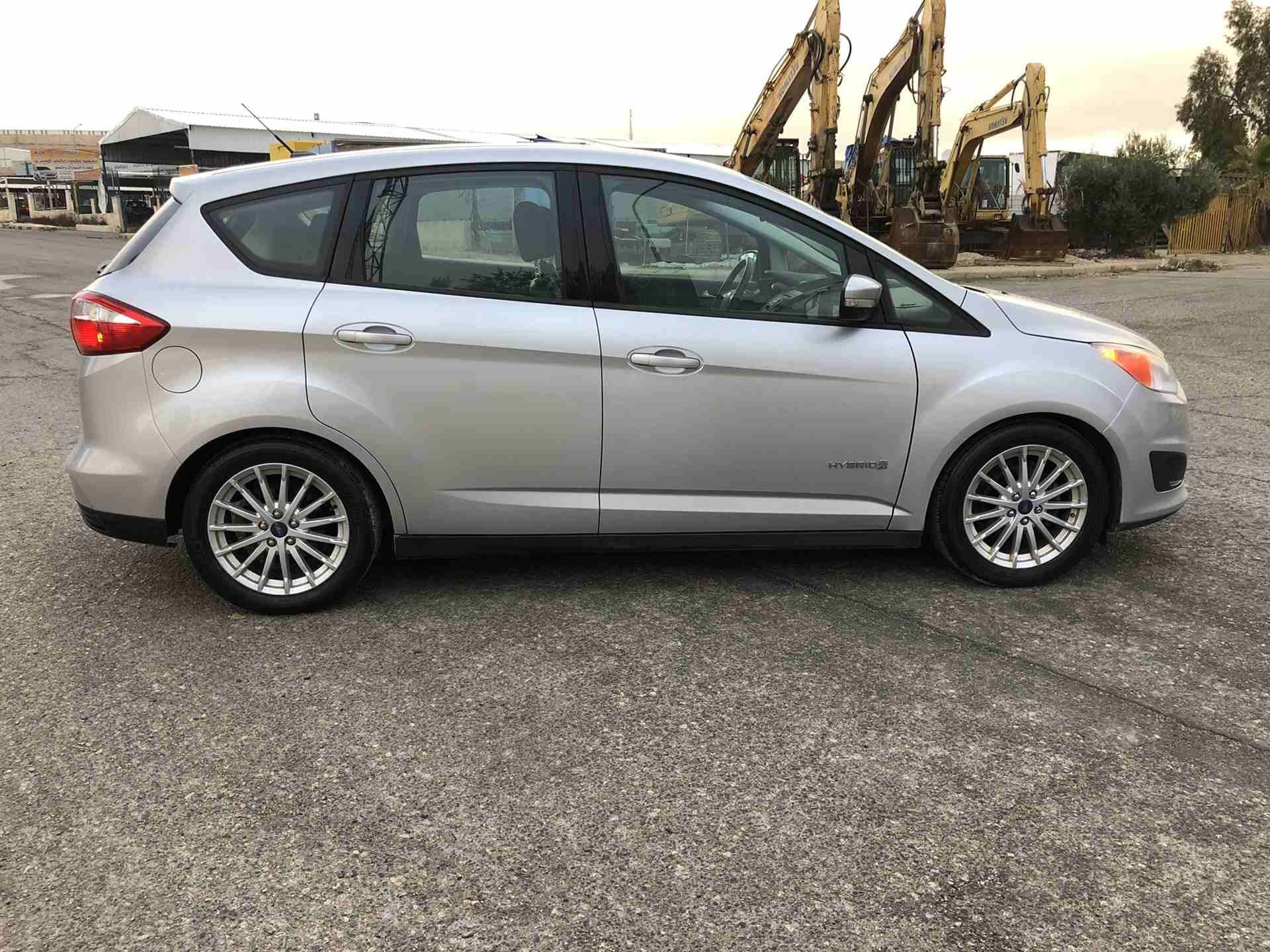 فور C-MAX2013للبيع
لا تنسَ أنك شاهدت هذا الإعلان في عنكبوت
فورد سي ماكس 2013للبيع بسعر مغري
لون...