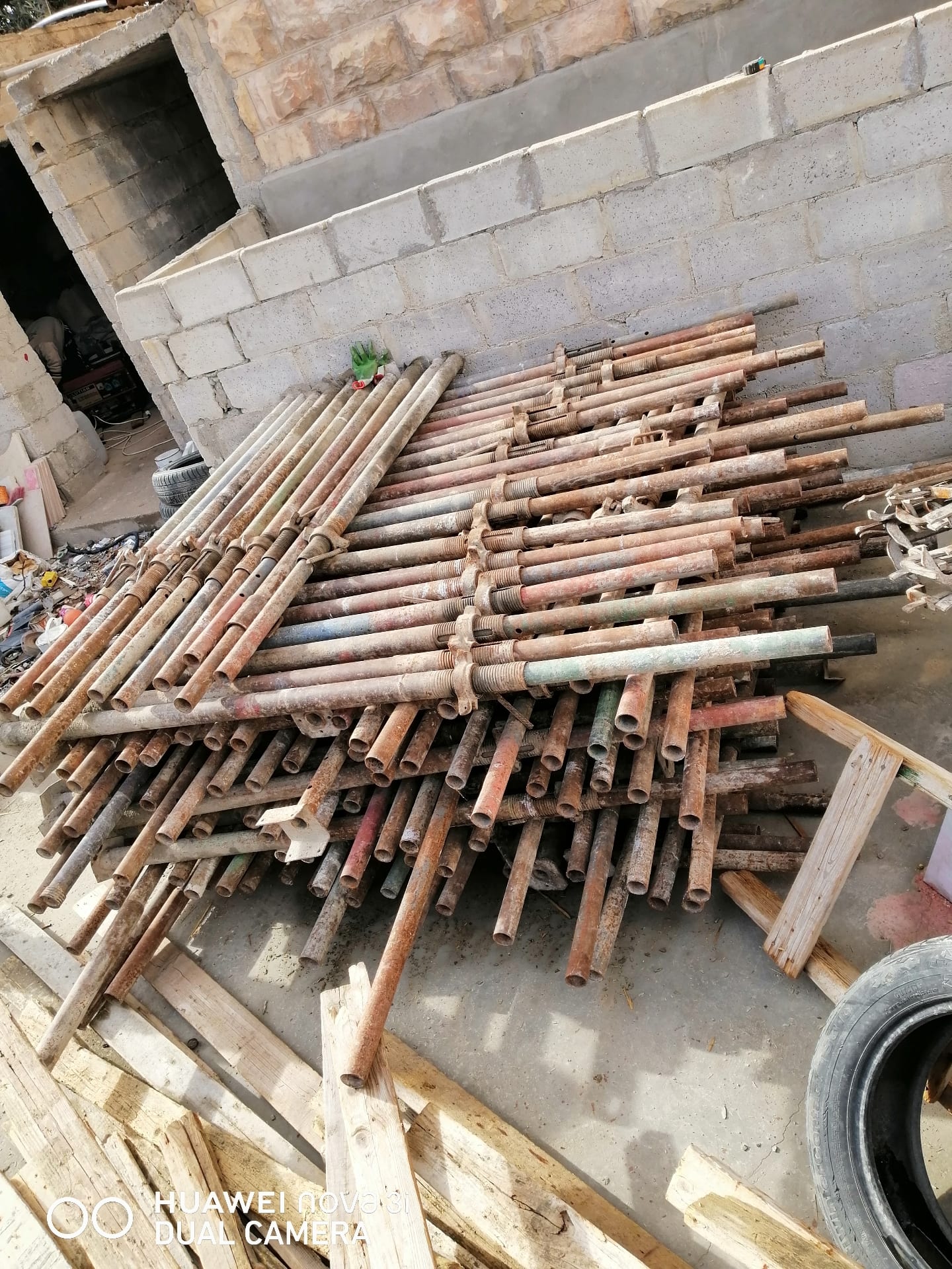 جكات طوبار ملازم زوايا ونش صرصور للبيع بسعر مغري
لا تنسَ أنك شاهدت هذا الإعلان في عنكبوت
جكات...
