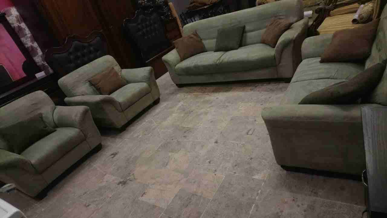 أثاث منزلي فاخر للبيع بسعر مغري
لا تنسَ أنك شاهدت هذا الإعلان في عنكبوت
عفش منزلي اجهزة كهربائية...