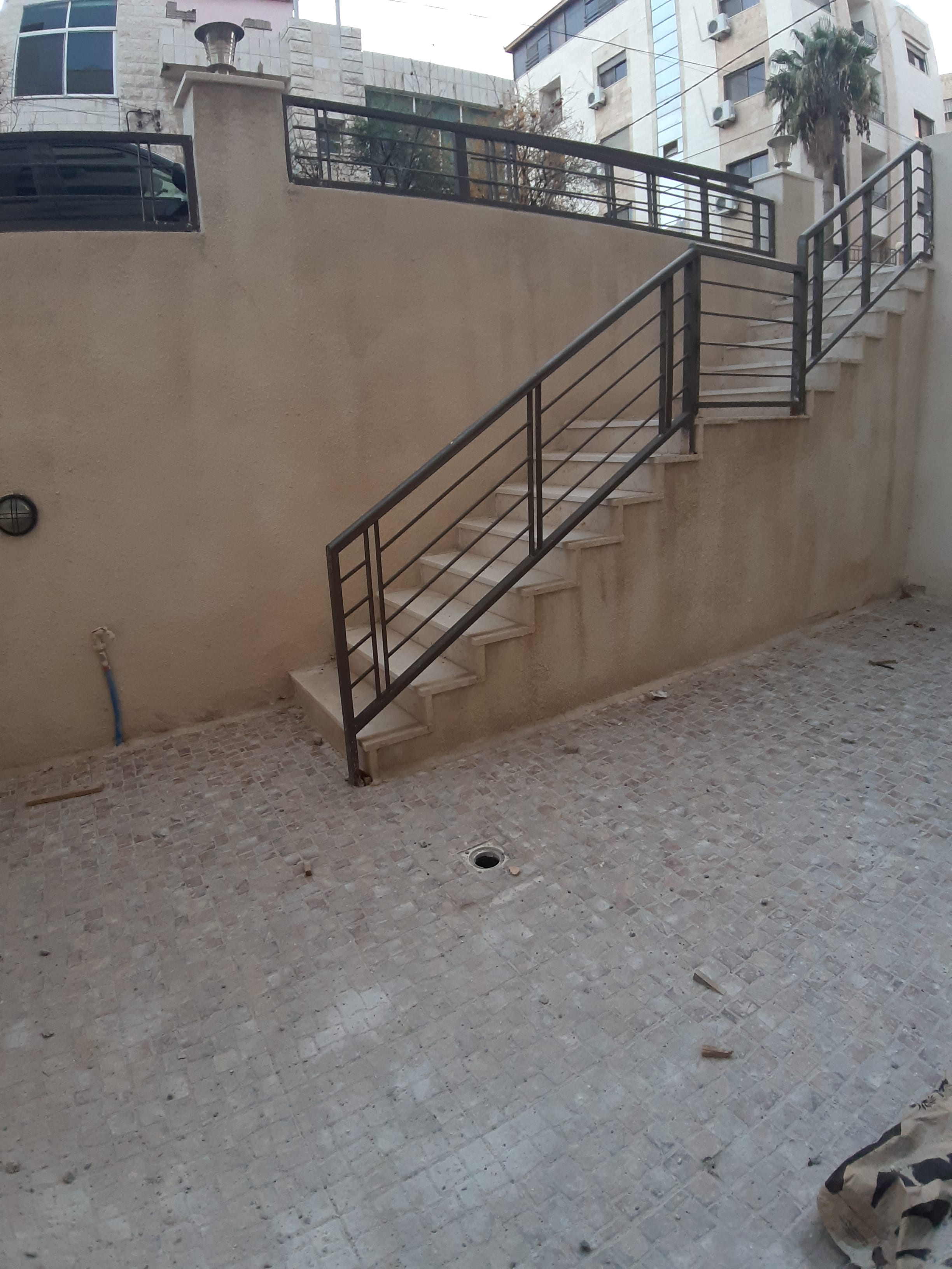 شقة فارغة للايجار في السابع جديدة لم تسكن
لا تنسَ أنك شاهدت هذا الإعلان في عنكبوت
2 نوم 1 ماس...