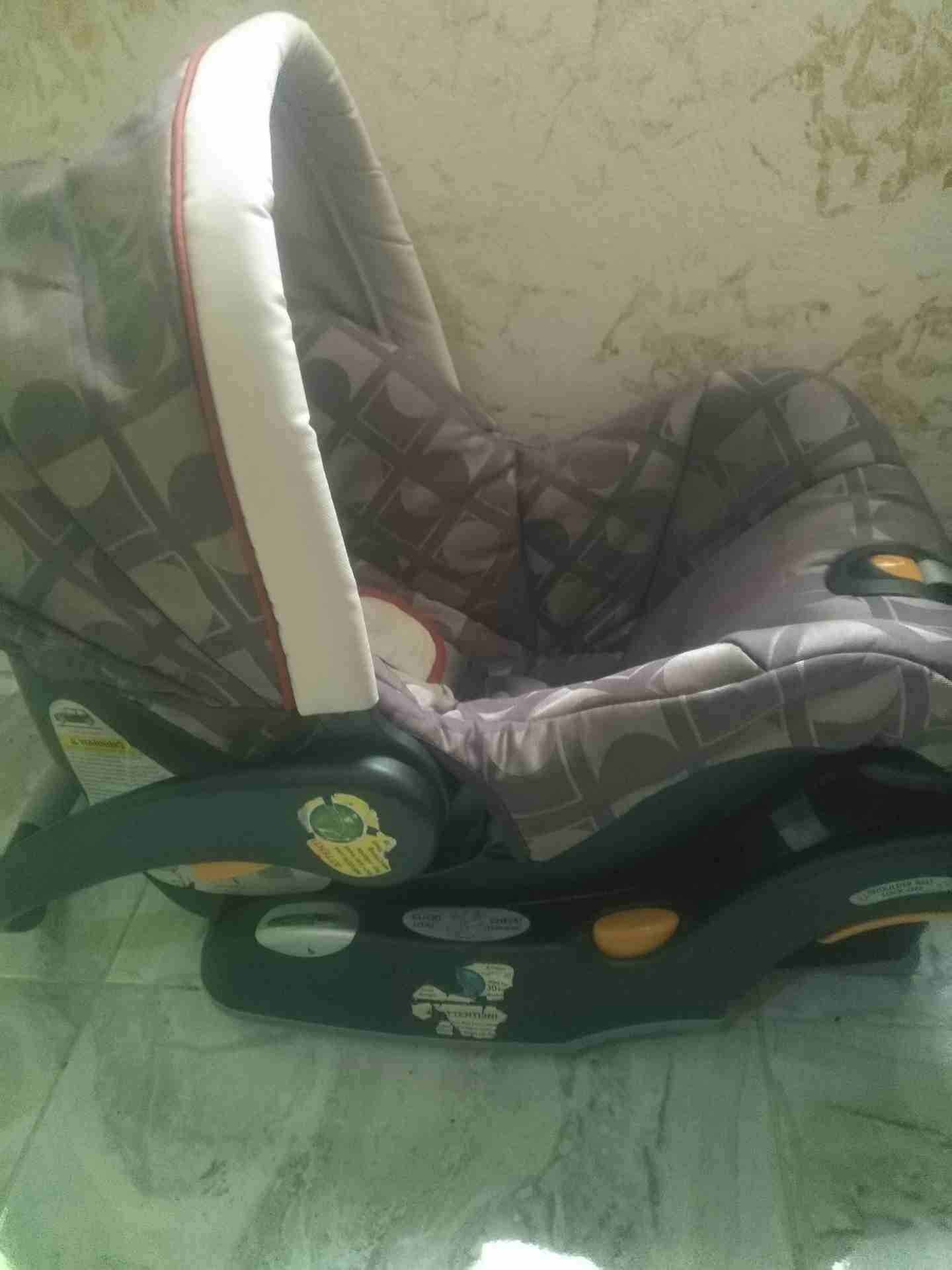 كارسيت ماركة Chicco
لا تنسَ أنك شاهدت هذا الإعلان في عنكبوت
كارسيت ماركة Chicco مستعمل استعمال بس...