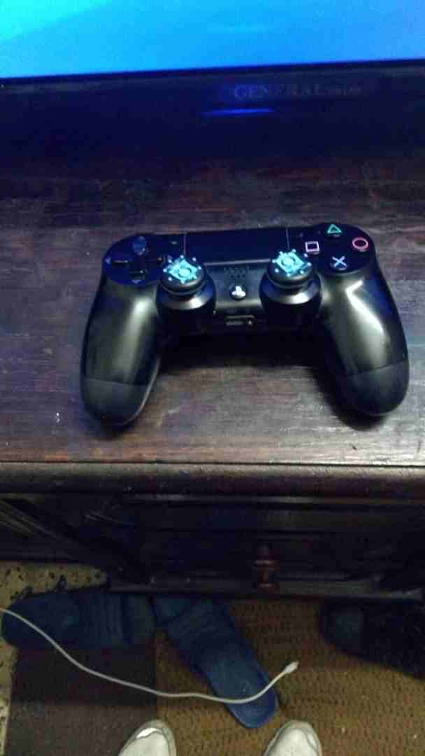 PS4 1000 GIGA للبيع فقط
لا تنسَ أنك شاهدت هذا الإعلان في عنكبوت
الجهاز نضيف جدا معاه ايد وحدة اصل...