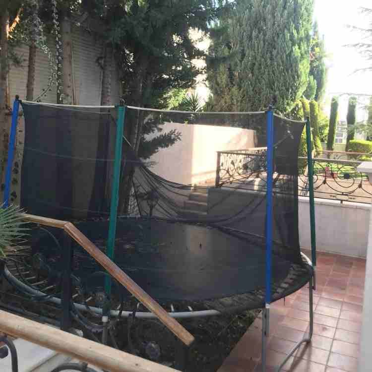 ترامبولين trampoline
لا تنسَ أنك شاهدت هذا الإعلان في عنكبوت
Used trampoline...