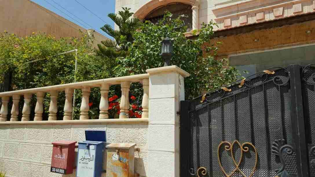 عمارة استثمارية تقع في حوض 6 الحجار /ابو علياء
لا تنسَ أنك شاهدت هذا الإعلان في عنكبوت
مكونه من...