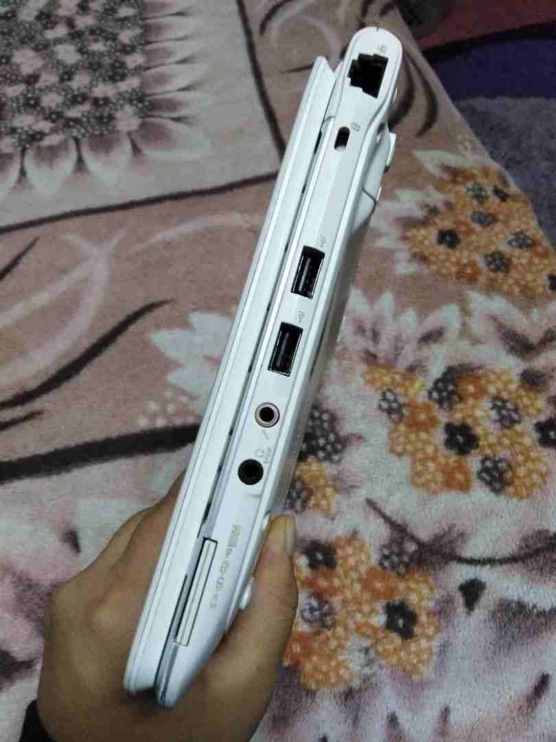 لابتوب ايسر Acer Mini Laptop بوضع جيد جدا
لا تنسَ أنك شاهدت هذا الإعلان في عنكبوت
لابتوب ايسر Ace...