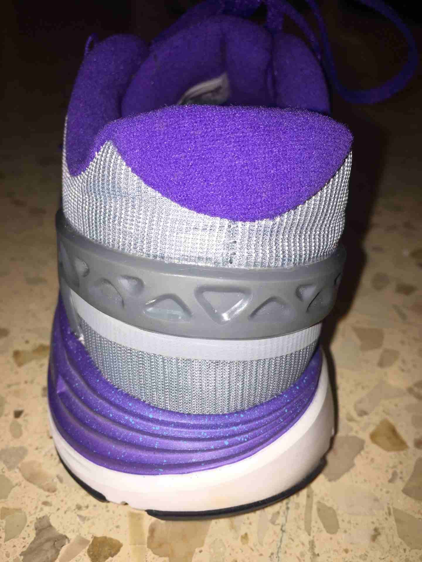 Brand New Nike Shoes
لا تنسَ أنك شاهدت هذا الإعلان في عنكبوت
Nike Lunarglide 5 Shielo Gray Purple...