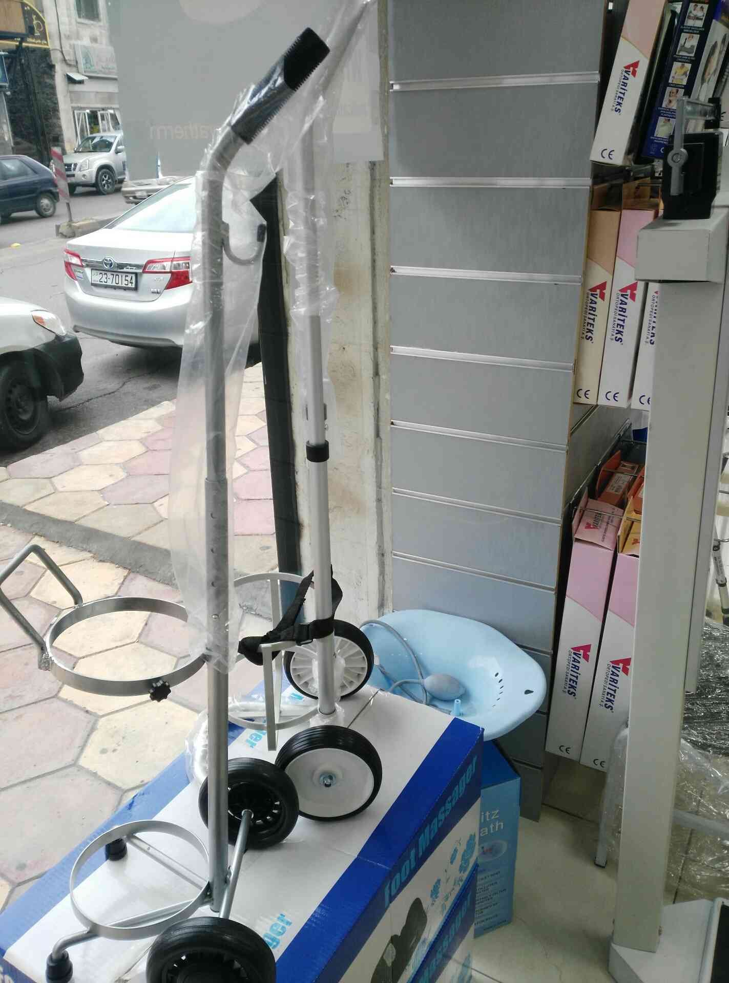 حمالات اسطوانات اوكسجين مع عجلات جديد
لا تنسَ أنك شاهدت هذا الإعلان في عنكبوت
حمالات اسطوانات...