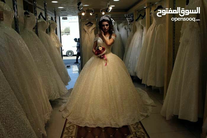 عروض الصالون والبدلات في الزرقاء…
لا تنسَ أنك شاهدت هذا الإعلان في عنكبوت
فساتين كلها...