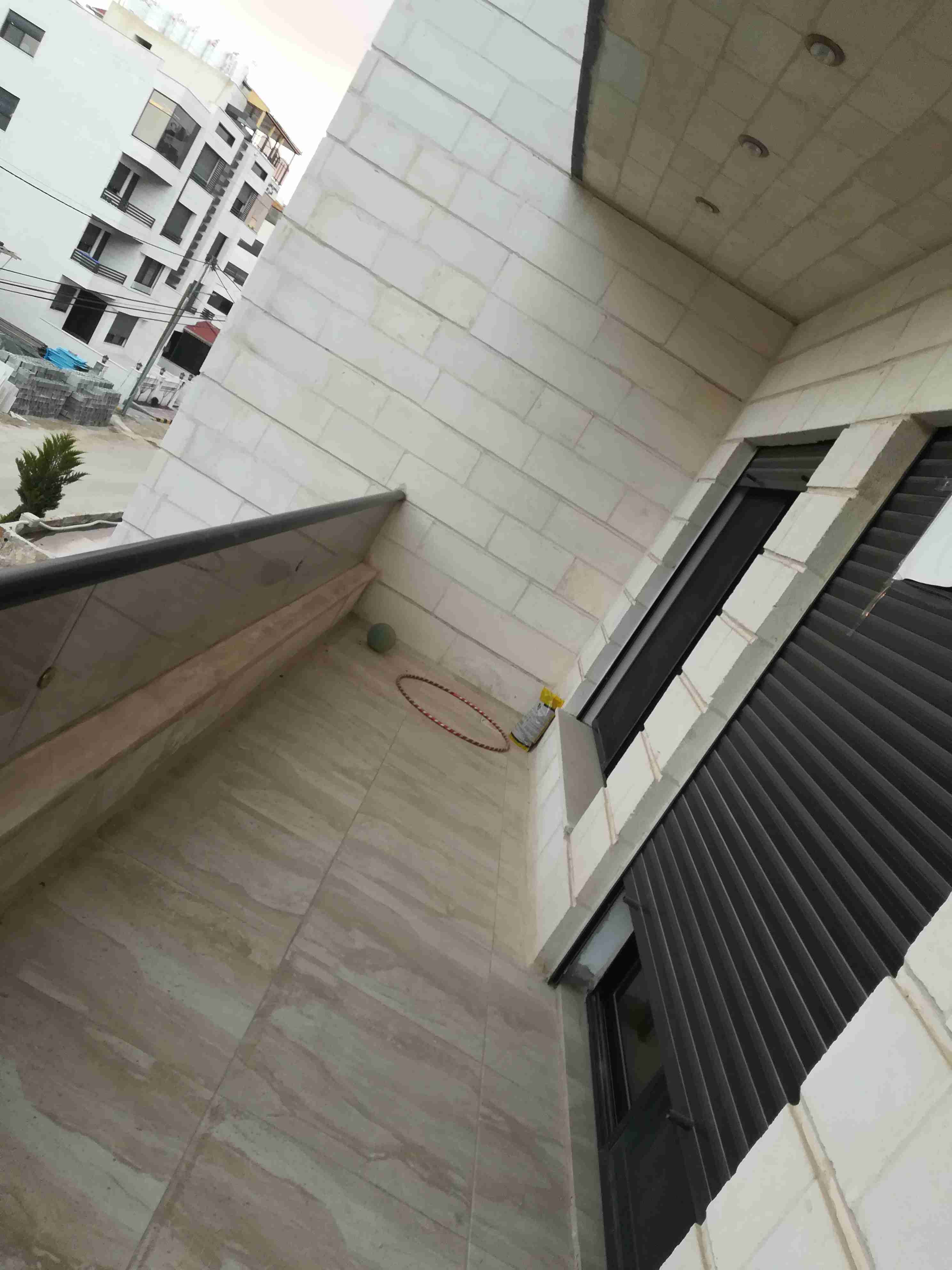 شقة فارغة للايجار في رجم عميش
لا تنسَ أنك شاهدت هذا الإعلان في عنكبوت
شقة فارغة للايجار
3نوم...