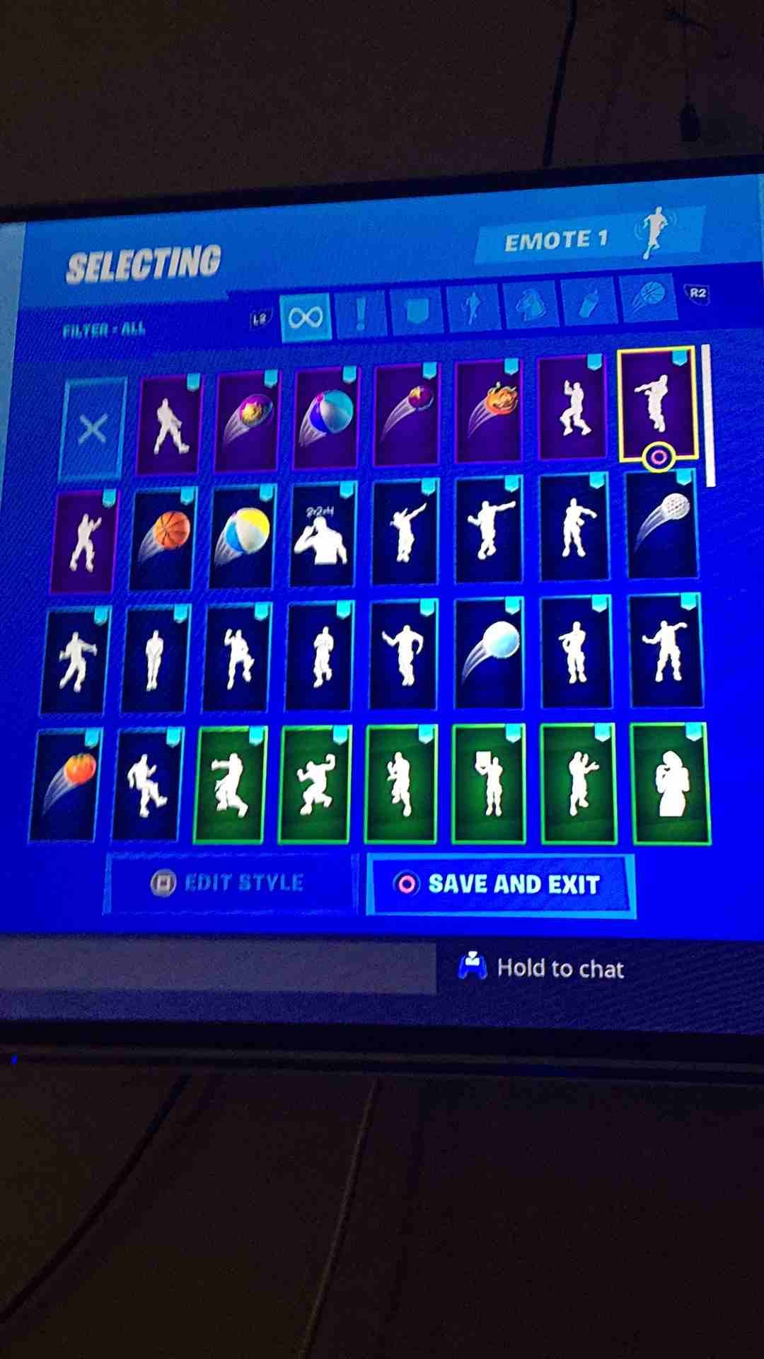حساب فورتنايت من السيزن الاول فيه بلاك نايت black knight
لا تنسَ أنك شاهدت هذا الإعلان في عنكبوت...