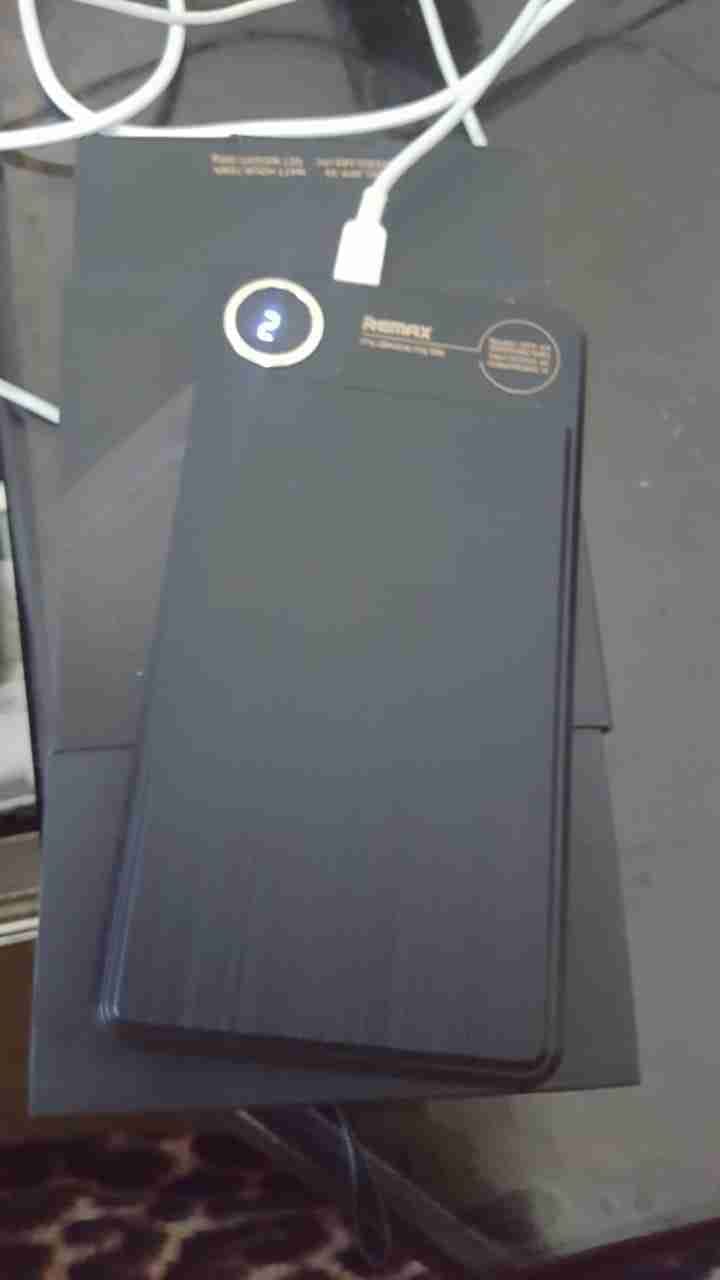 Remax Power Bank 20000 Am
لا تنسَ أنك شاهدت هذا الإعلان في عنكبوت
بور بانك ريماكس الأصلي 2000...