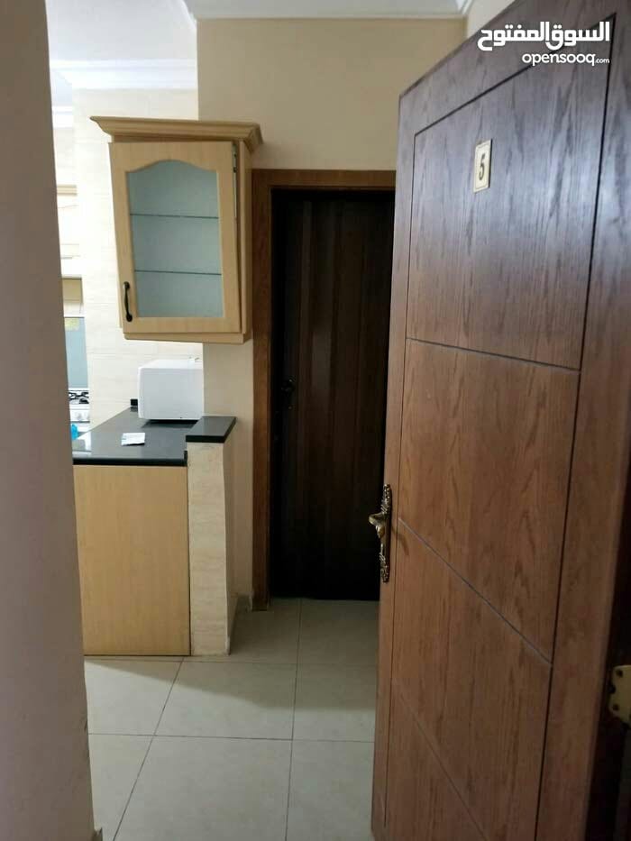 شقه مفروشه بخلدا
لا تنسَ أنك شاهدت هذا الإعلان في عنكبوت
شقه مفروشه للايجار خلدا بجانب كازيه...