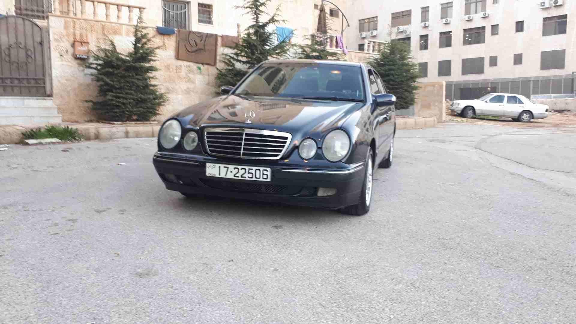 مرسيدس قرش ونص E200 موديل 2000 بحالة الوكالة تب نظافة
لا تنسَ أنك شاهدت هذا الإعلان في عنكبوت
مرس...