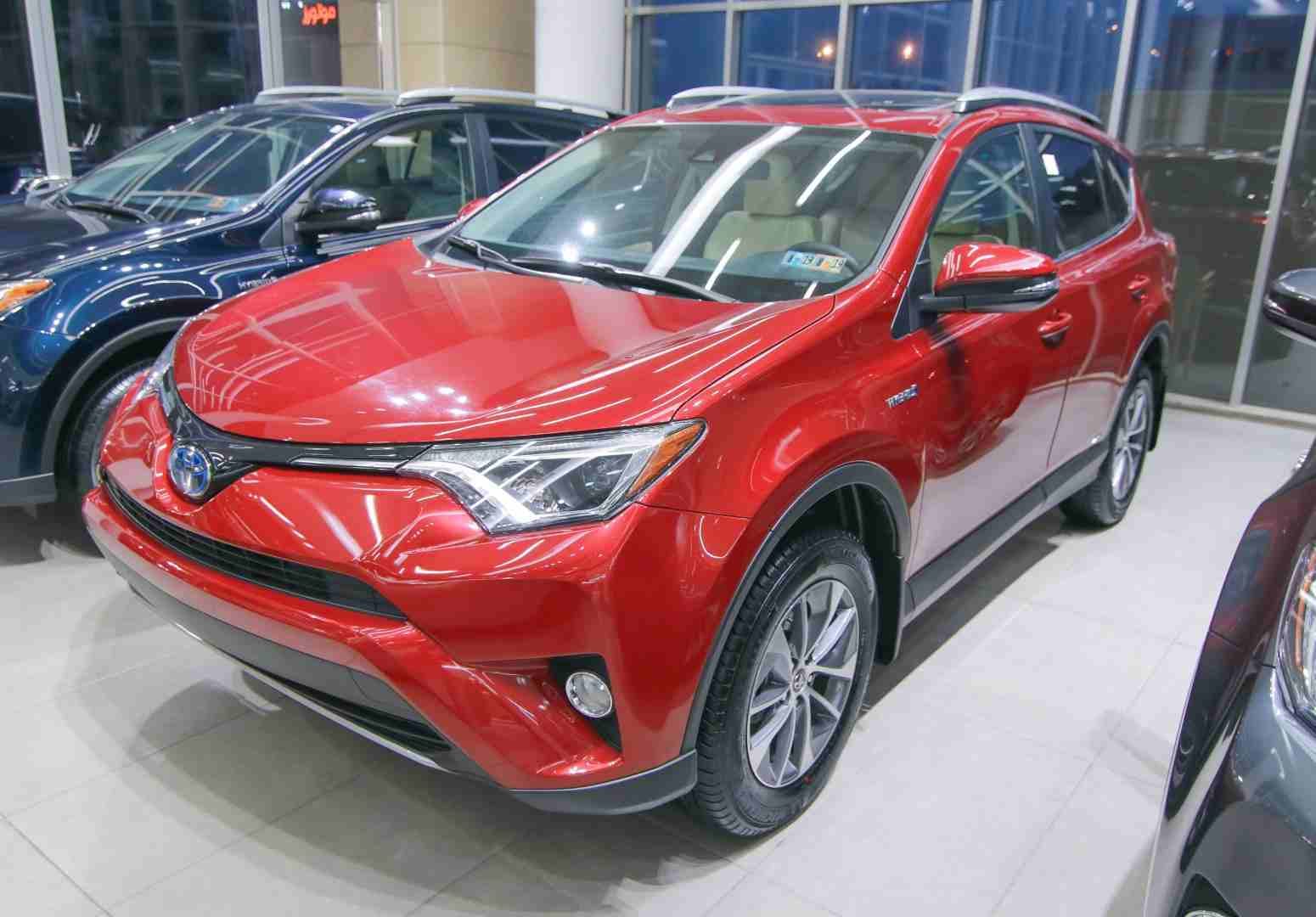تــويــوتــا RAV-4 2018 / 2017 / 2016
لا تنسَ أنك شاهدت هذا الإعلان في عنكبوت
BUSTANJI MOTORS
#ا...