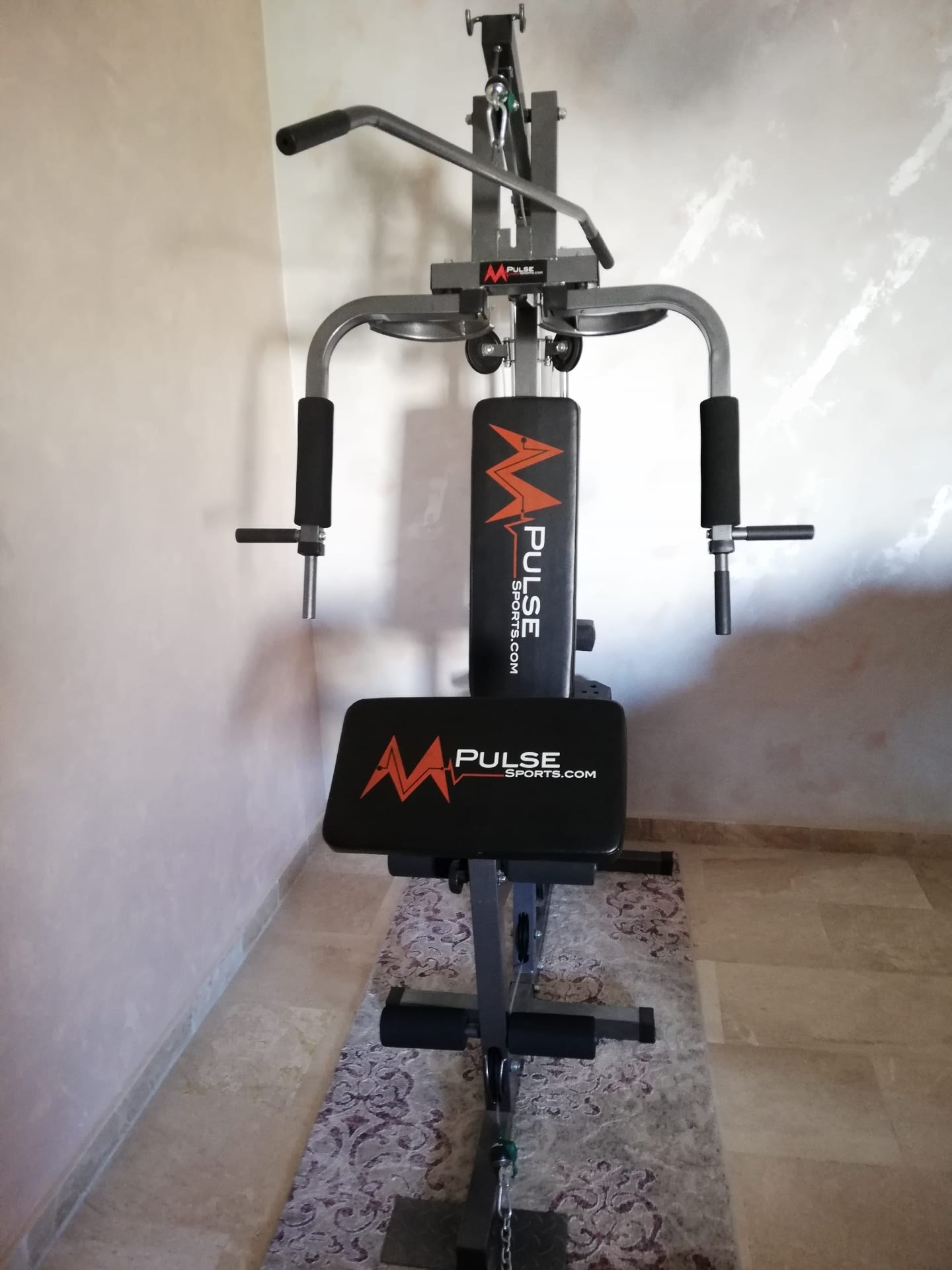 Furnitured apartment in excellent condition for rent
لا تنسَ أنك شاهدت هذا الإعلان في عنكبوت...