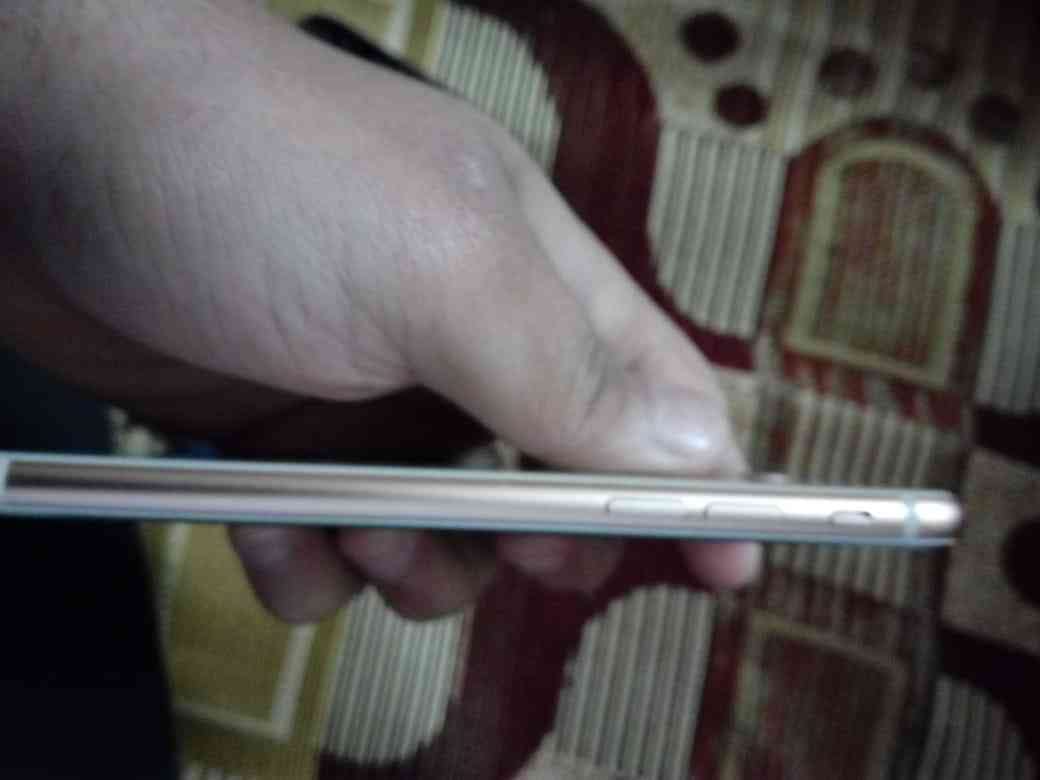 ايفون 8 جولد روز 64g
لا تنسَ أنك شاهدت هذا الإعلان في عنكبوت
تلفون بحالة الجديد معه جميع اغرا...
