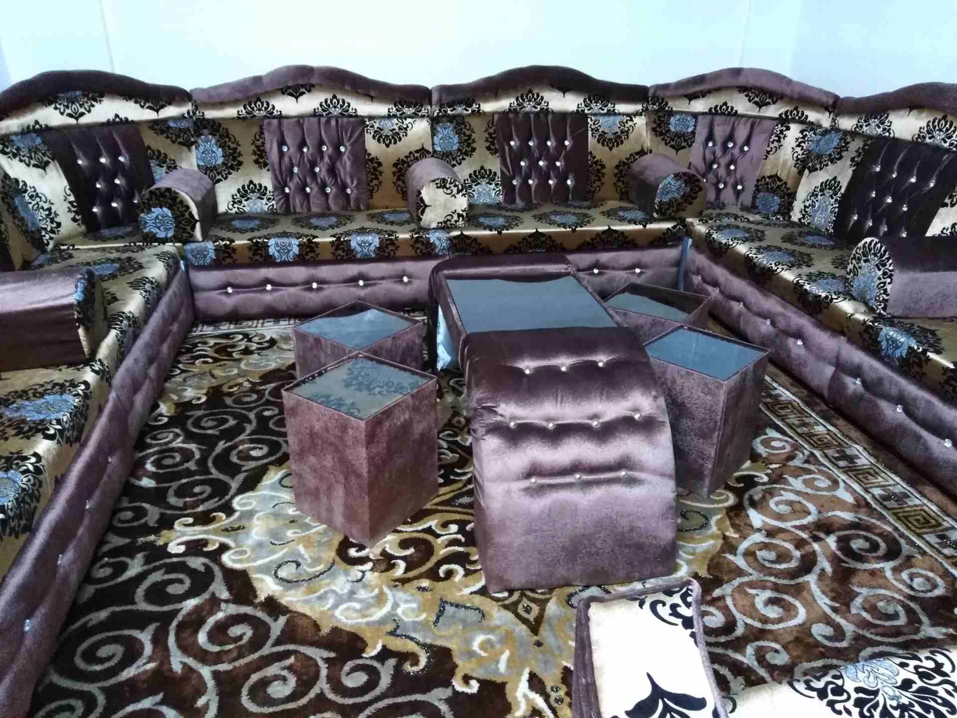 مجلس تفصيل 18 مقعد
لا تنسَ أنك شاهدت هذا الإعلان في عنكبوت
بحال وكاله...