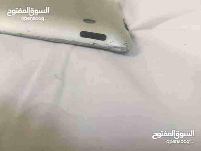 ايفون 6 و ايباد 4
لا تنسَ أنك شاهدت هذا الإعلان في عنكبوت
ايفون 6 64جيجا شغال ما في مشاكل ولا...