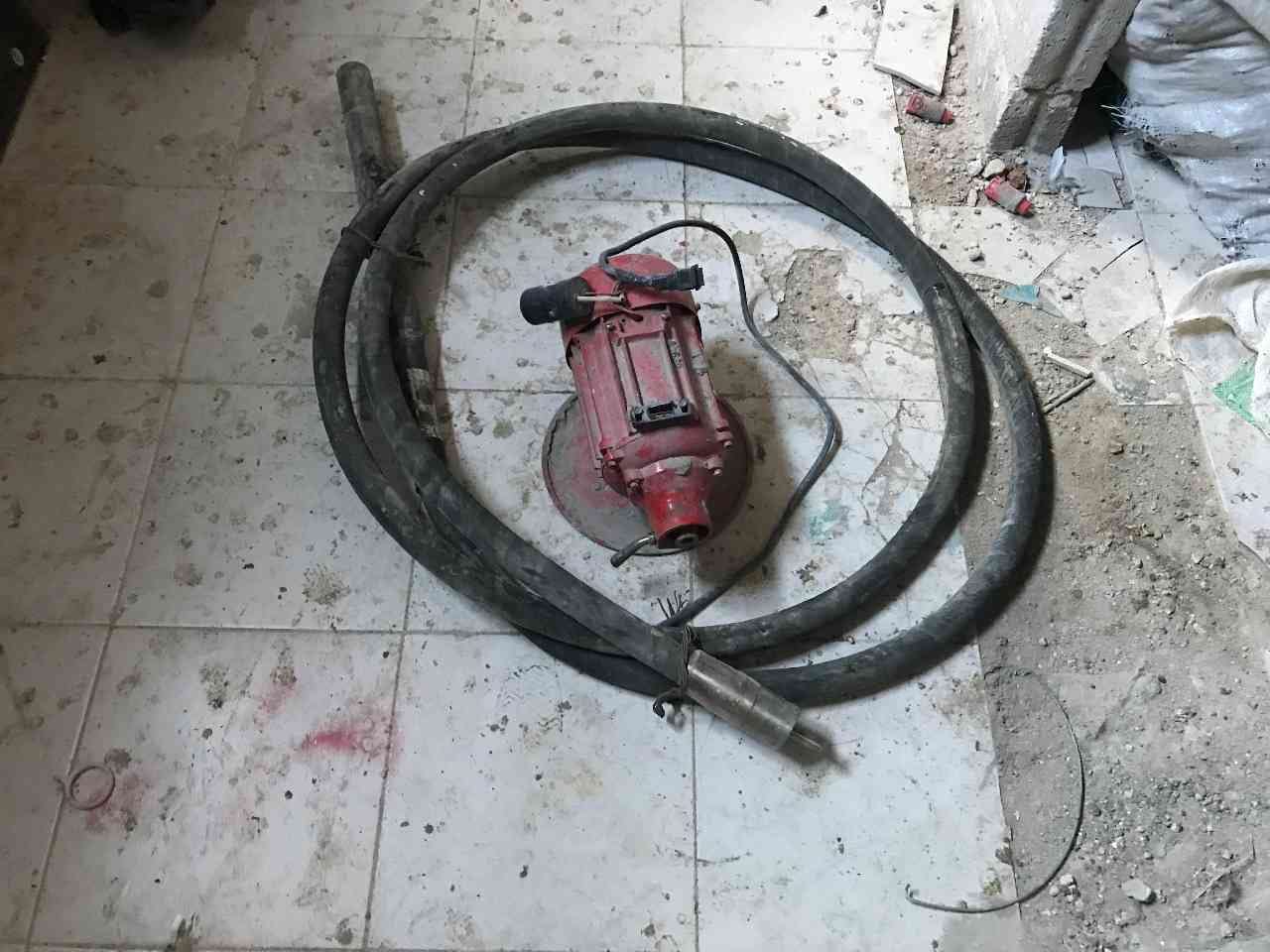 عدد مستعملة للبيع
لا تنسَ أنك شاهدت هذا الإعلان في عنكبوت
خلاط باطون,درل مع همر ,درلات،صواريخ...