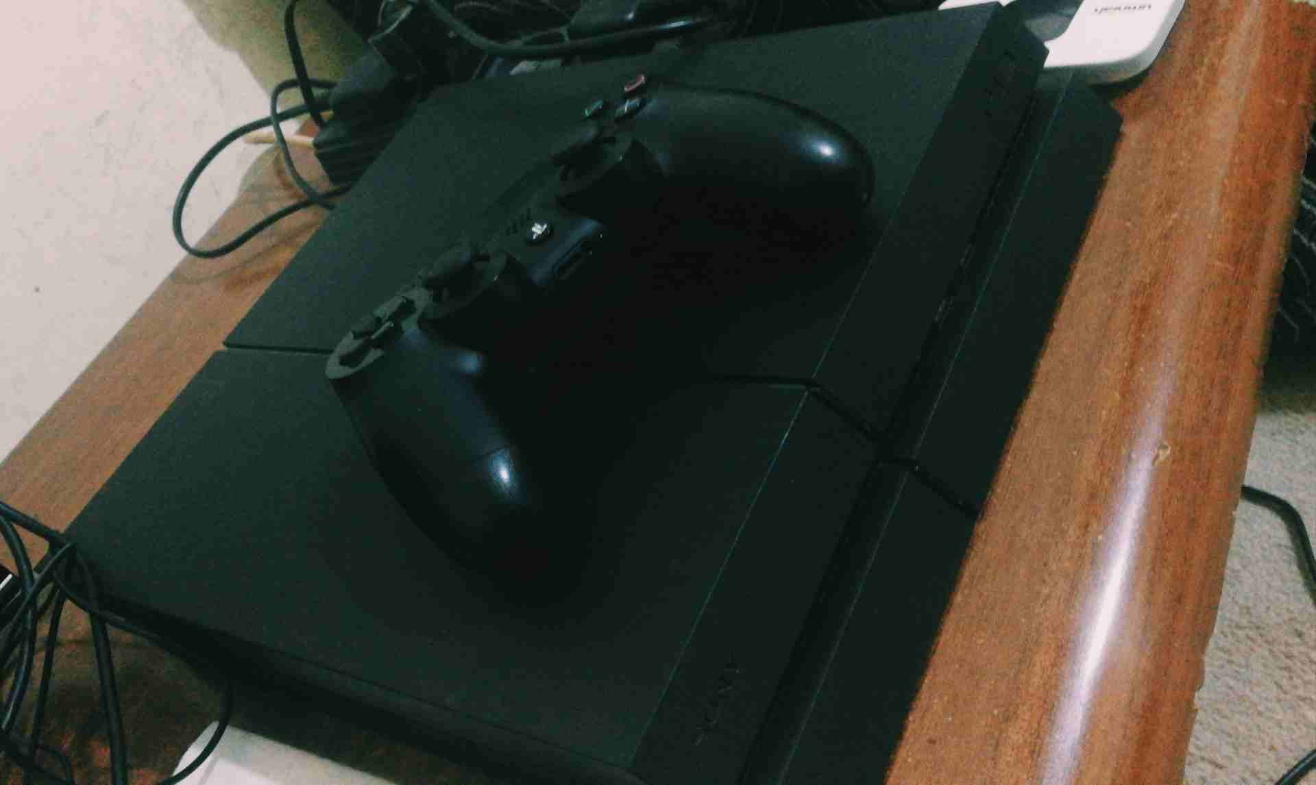 Ps4 Orginal Design النسخة الاصلية
لا تنسَ أنك شاهدت هذا الإعلان في عنكبوت
للبيع مع الاغراض:0
Dau...