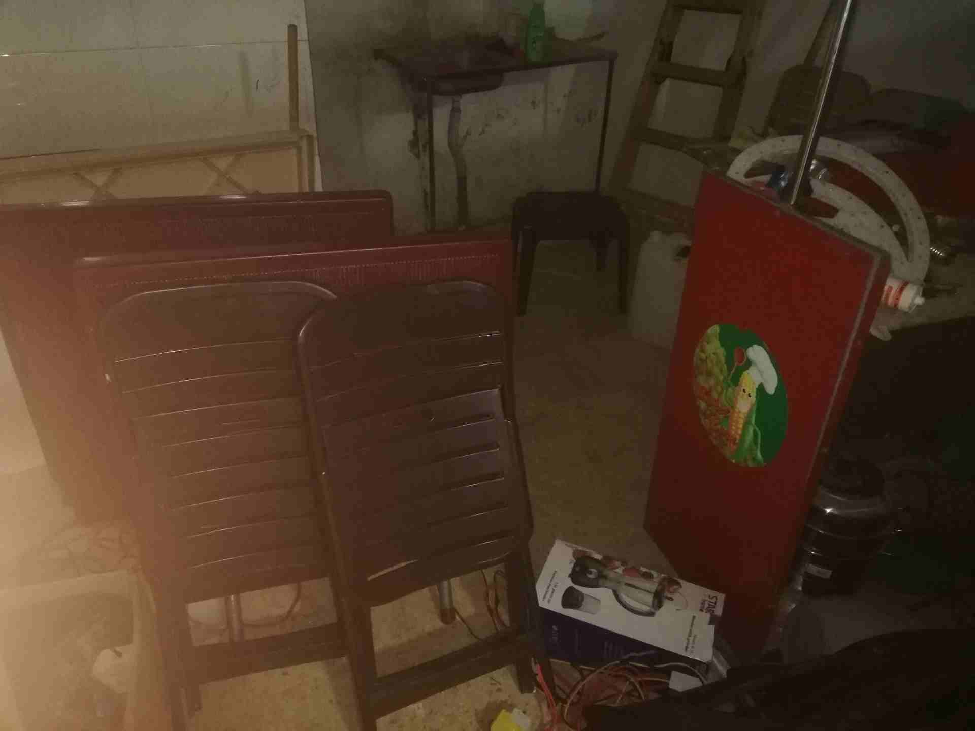 عدت محل كامله قهوه للبيع بسعر مغري ومستعجل بدأع السفر
لا تنسَ أنك شاهدت هذا الإعلان في عنكبوت
عدت...