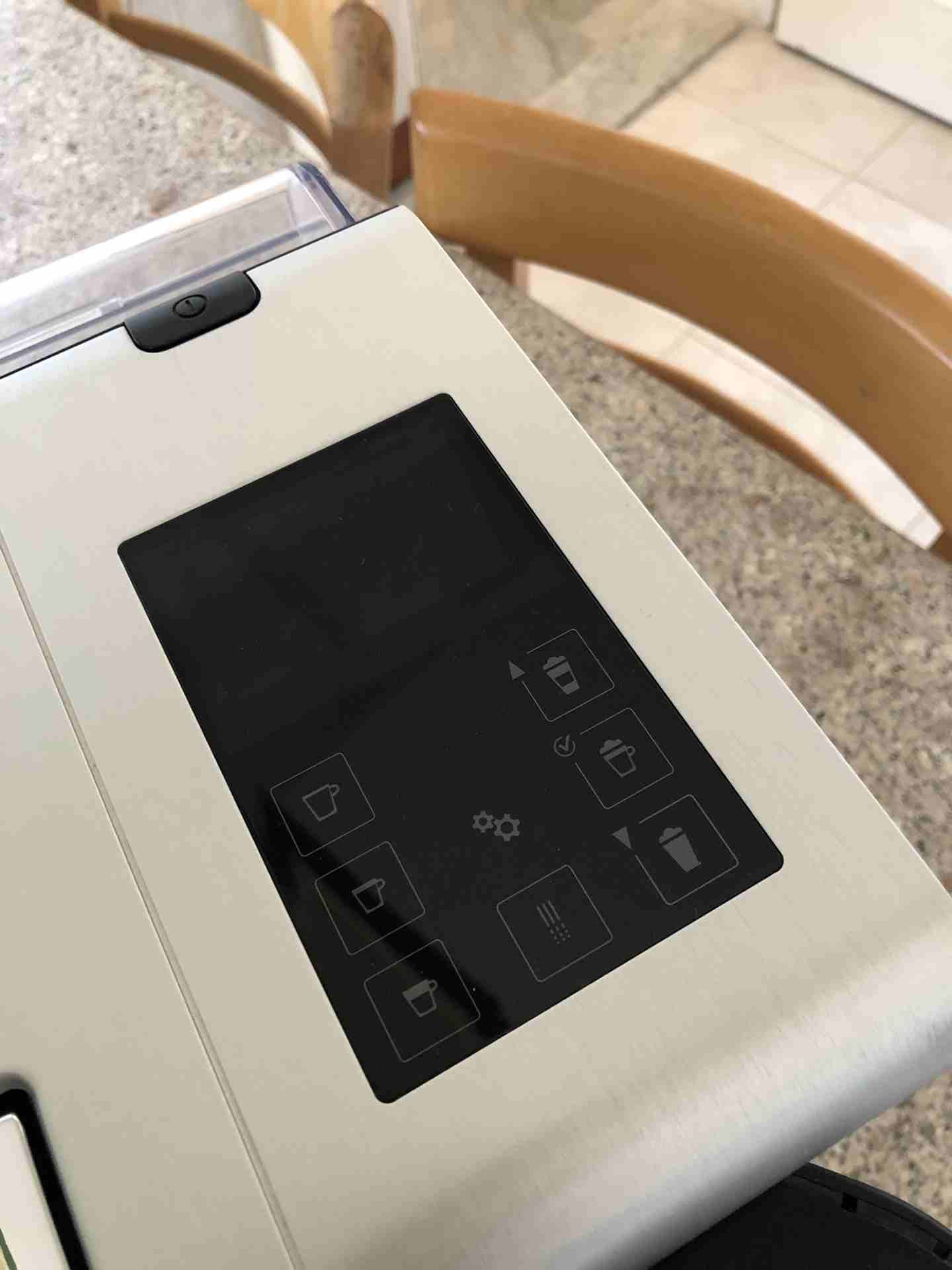 Nesspresso Lattissima Pro Coffee Machine
لا تنسَ أنك شاهدت هذا الإعلان في عنكبوت
ماكينة كوفي من ن...