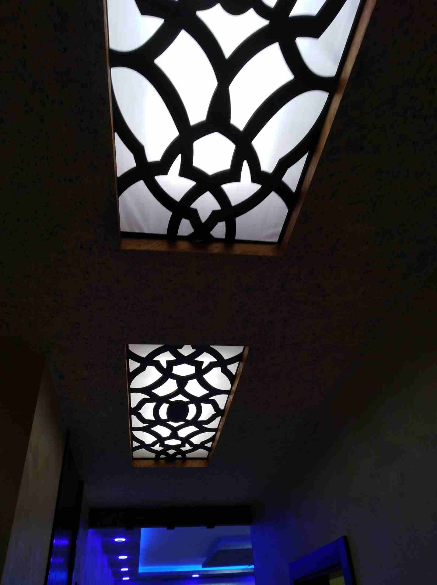 تصميم وإشراف وتنفيذ جميع اعمال الديكورات
لا تنسَ أنك شاهدت هذا الإعلان في عنكبوت
تصميم وإشراف وتن...