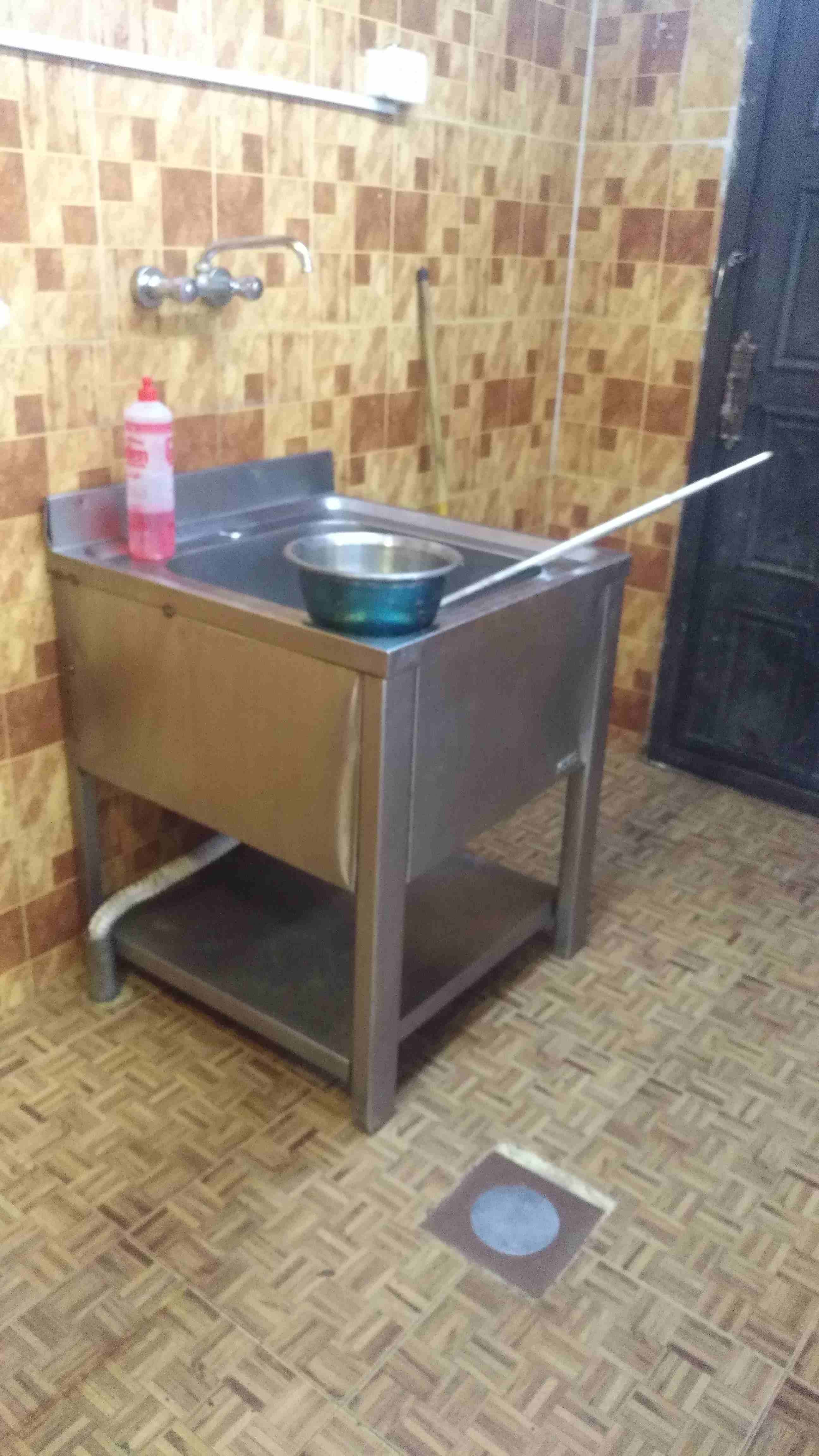 عدة مطعم كاملة للبيع في جرش بحالة الوكالة
لا تنسَ أنك شاهدت هذا الإعلان في عنكبوت
ثلاجة عرض / عد...