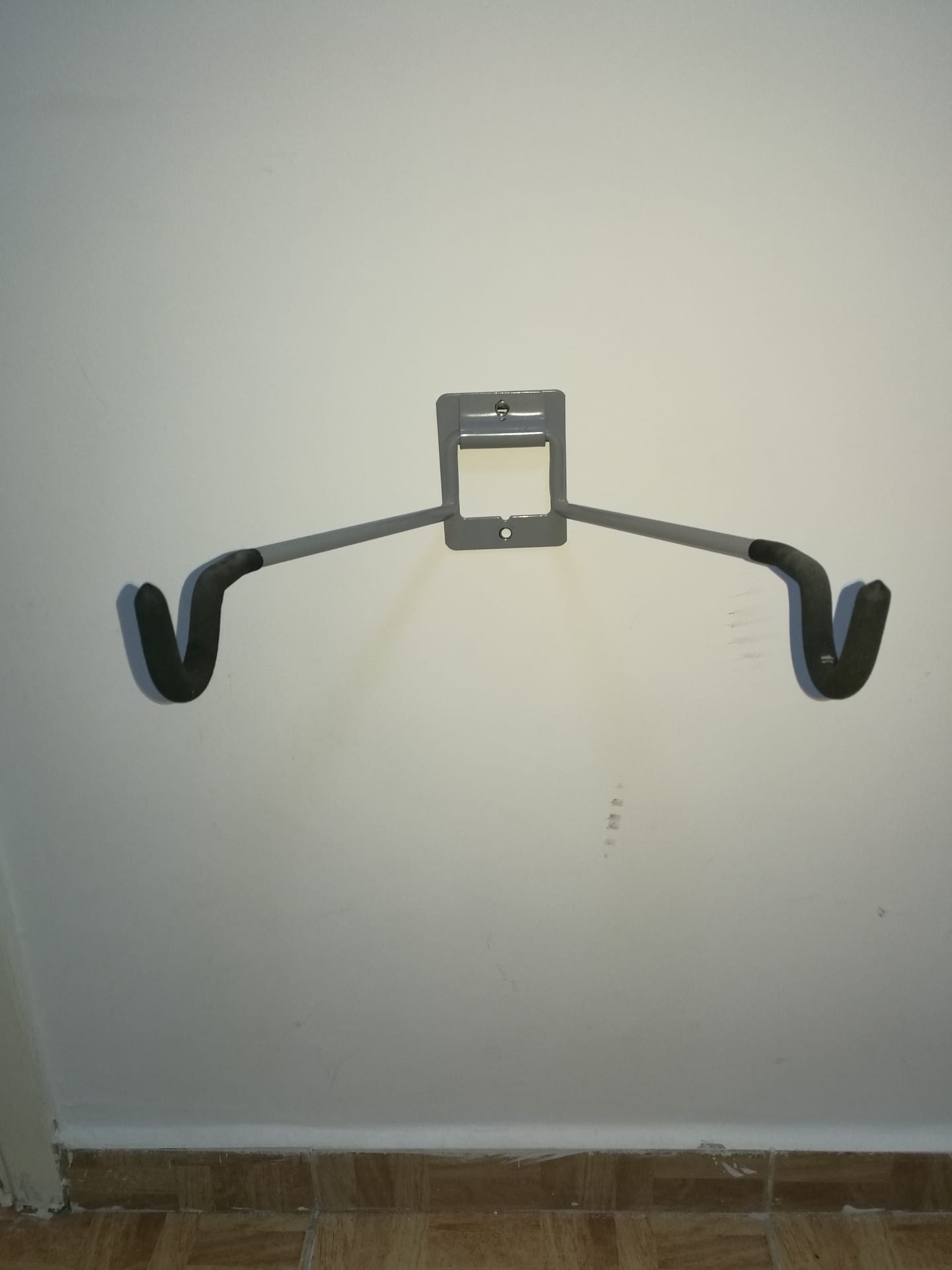 دراجات هوائية أصلية بحالة ممتازة TREK 3500 & GIANT SNAP S
لا تنسَ أنك شاهدت هذا الإعلان في عنكبوت...