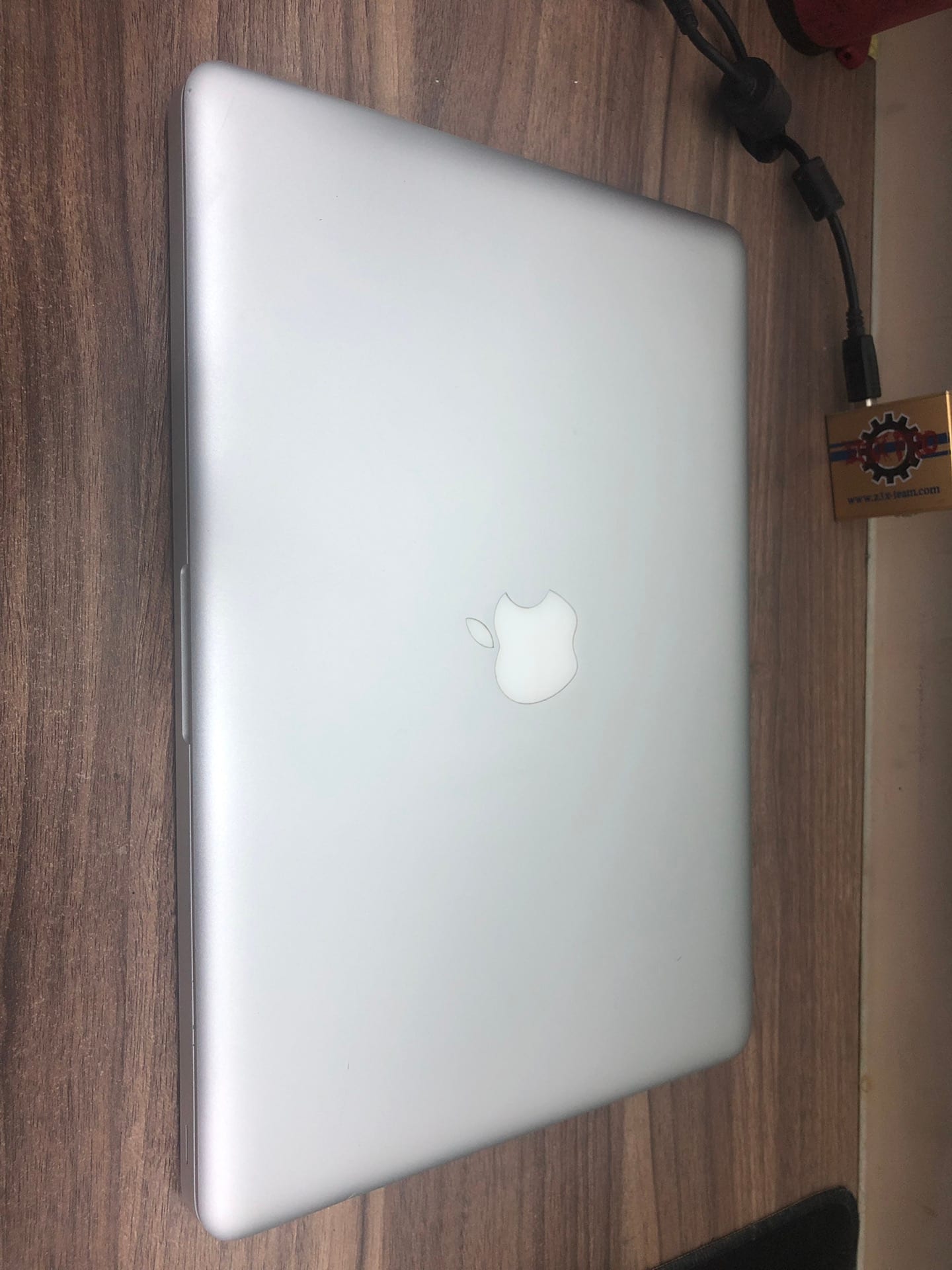 macbook pro 2012
لا تنسَ أنك شاهدت هذا الإعلان في عنكبوت
intel core i7
ram 8gb
hard 750 gb...
