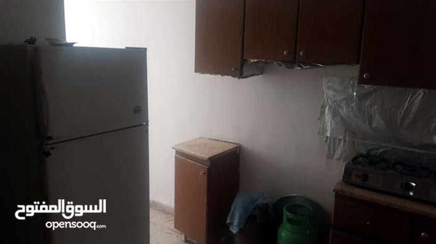 شقة للإيجار - أبو نصير
لا تنسَ أنك شاهدت هذا الإعلان في عنكبوت
غرفتين نوم وحمامين ومطبخ وغرفة...