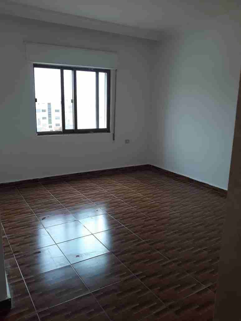 طبربور شقه للبيع جديده مطبخ راكب وبلكونه عدد 2 مساحه 150م
لا تنسَ أنك شاهدت هذا الإعلان في عنكبوت...