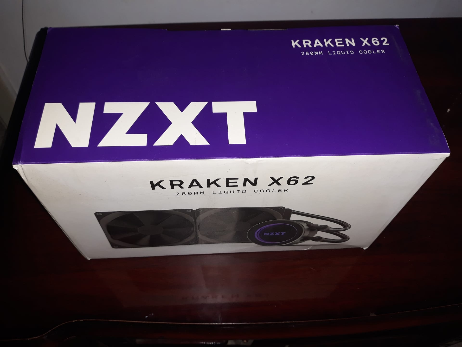 NZXT KRAKEN X62
لا تنسَ أنك شاهدت هذا الإعلان في عنكبوت
مبرد بكامل اغراضه بحالة لجديد بكرتونت...
