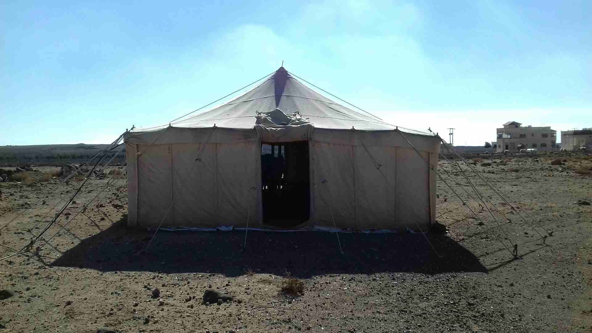 خيمة كويتية
لا تنسَ أنك شاهدت هذا الإعلان في عنكبوت
كتان ثلاث طبقات 8 ابواب 4 شبابيك 3 اعمدة قا...