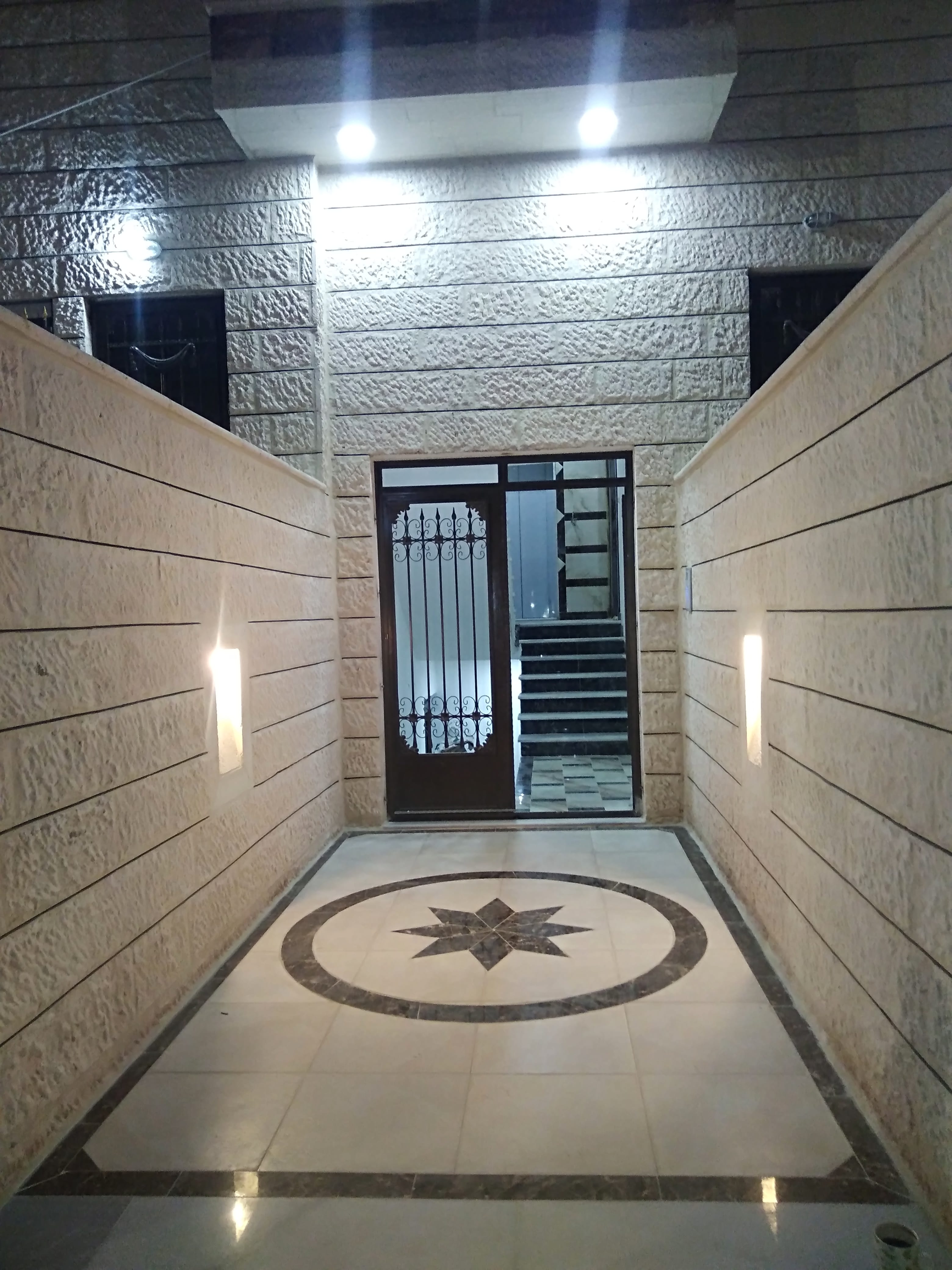 شققة فاخرة للبيع طابق ثالث ضاحية الاستقلال
لا تنسَ أنك شاهدت هذا الإعلان في عنكبوت
شقة طابق ث...
