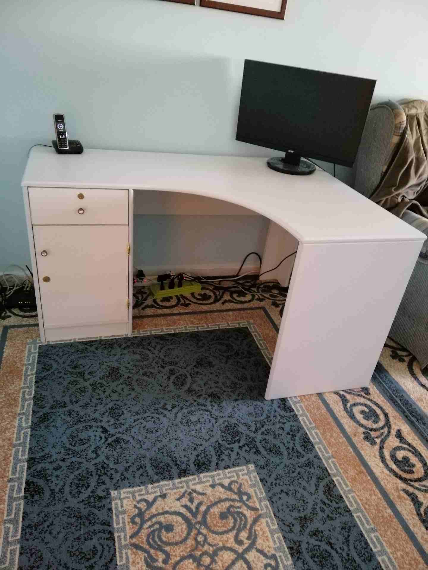 اربد وسط البلد
لا تنسَ أنك شاهدت هذا الإعلان في عنكبوت
مكتب
-----...